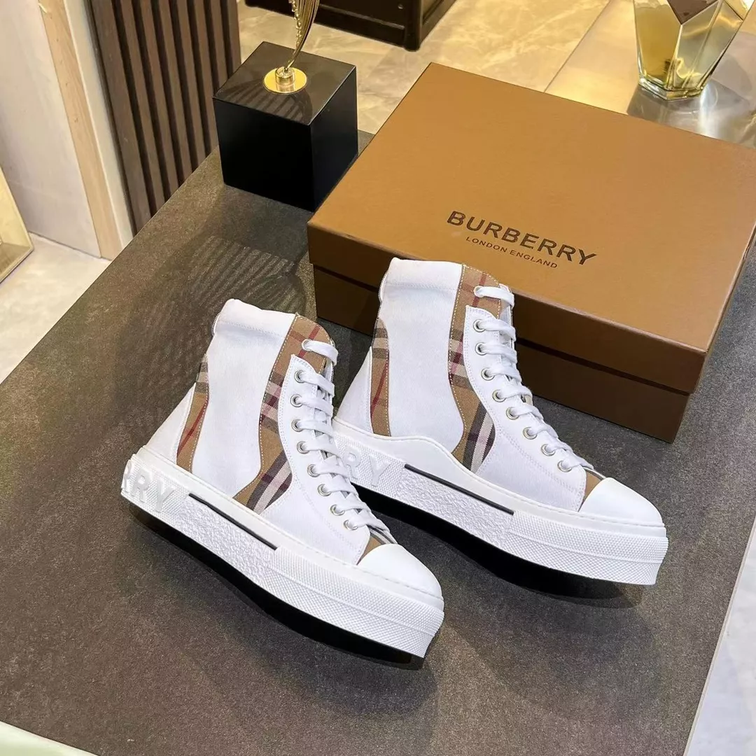 Functional 4891 Burberry High Tops Shoes For Men
