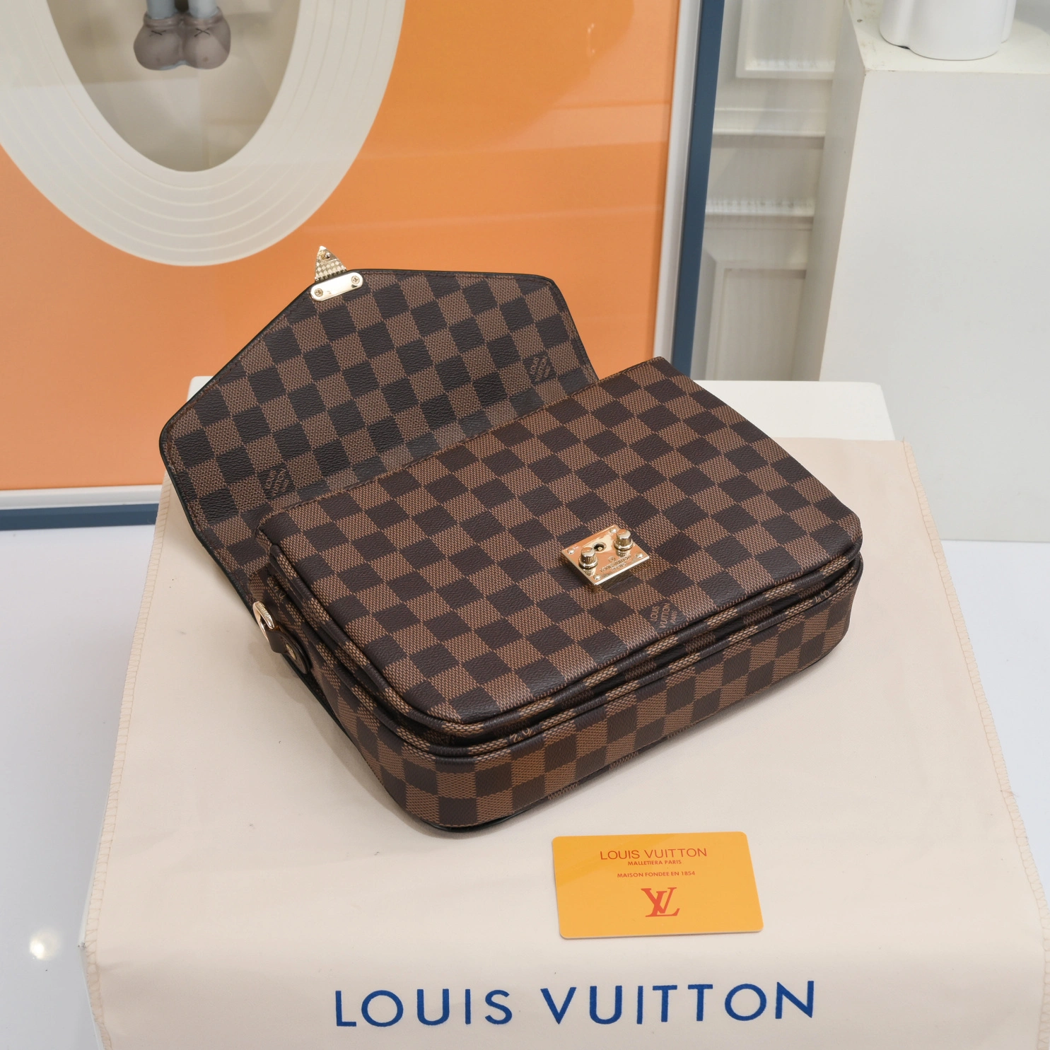 Functional 4985 Louis Vuitton Messenger Bags For Women