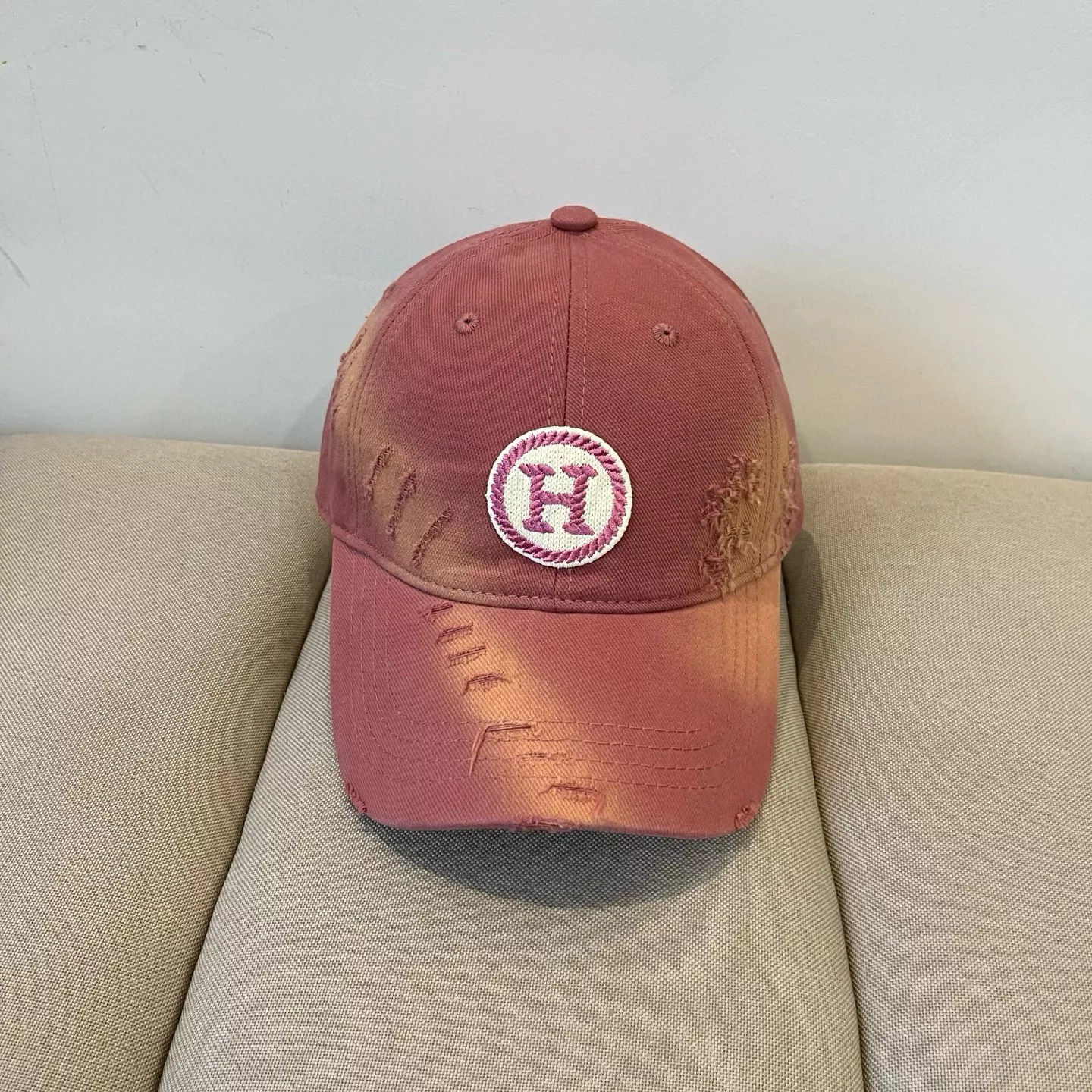 Functional 5004 Hermes Caps