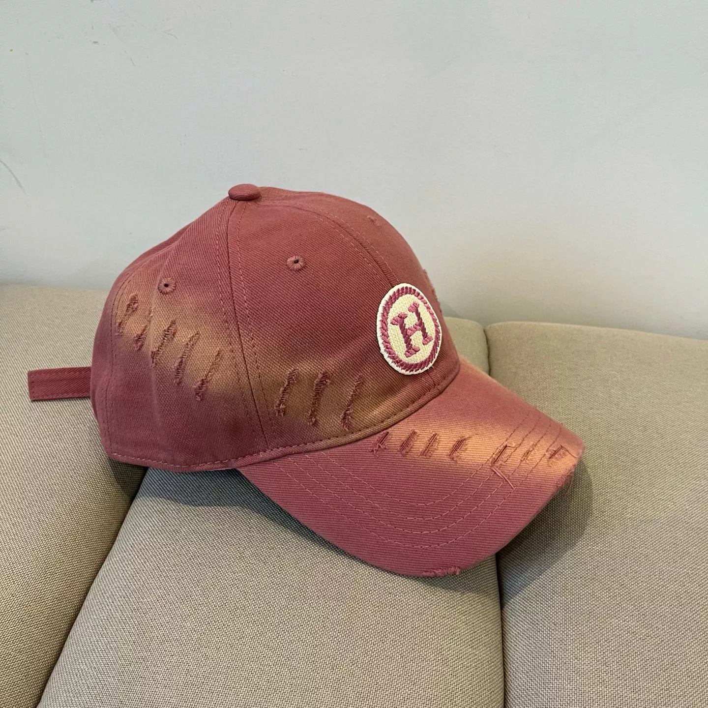 Functional 5004 Hermes Caps