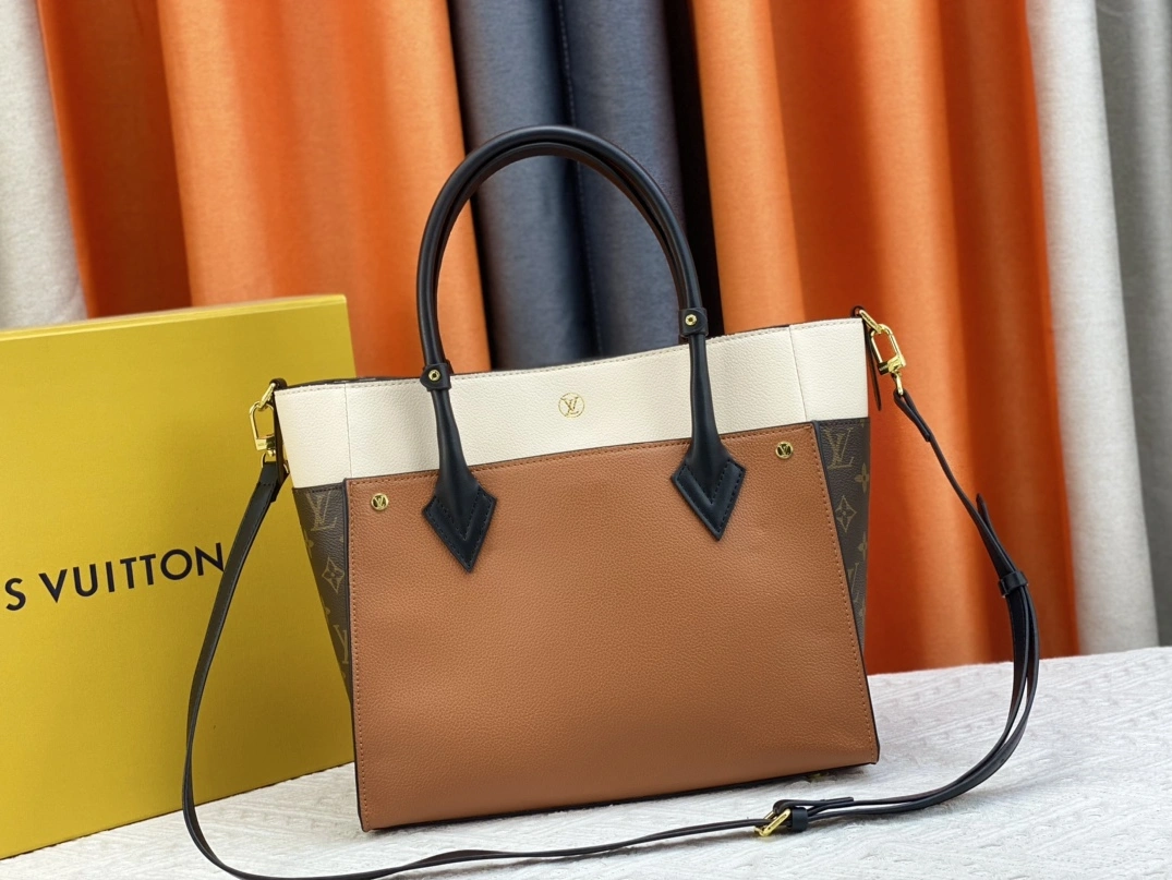 Functional 5081 Louis Vuitton AAA Quality Handbags For Women