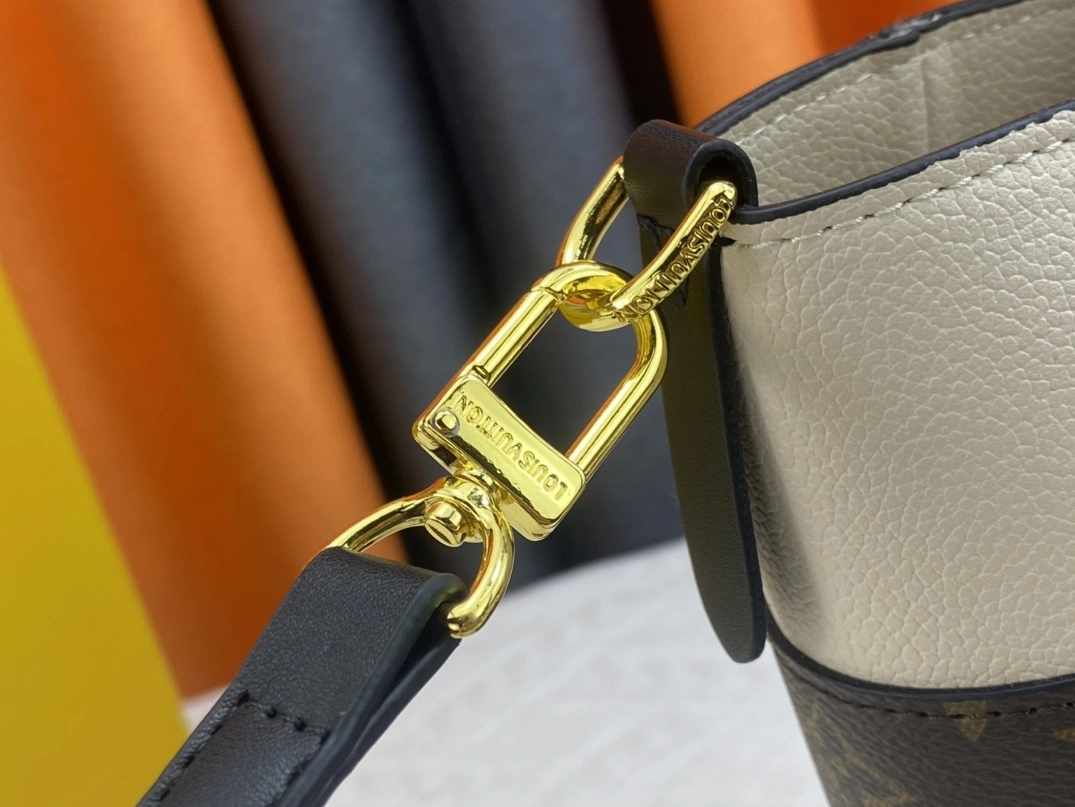 Functional 5081 Louis Vuitton AAA Quality Handbags For Women