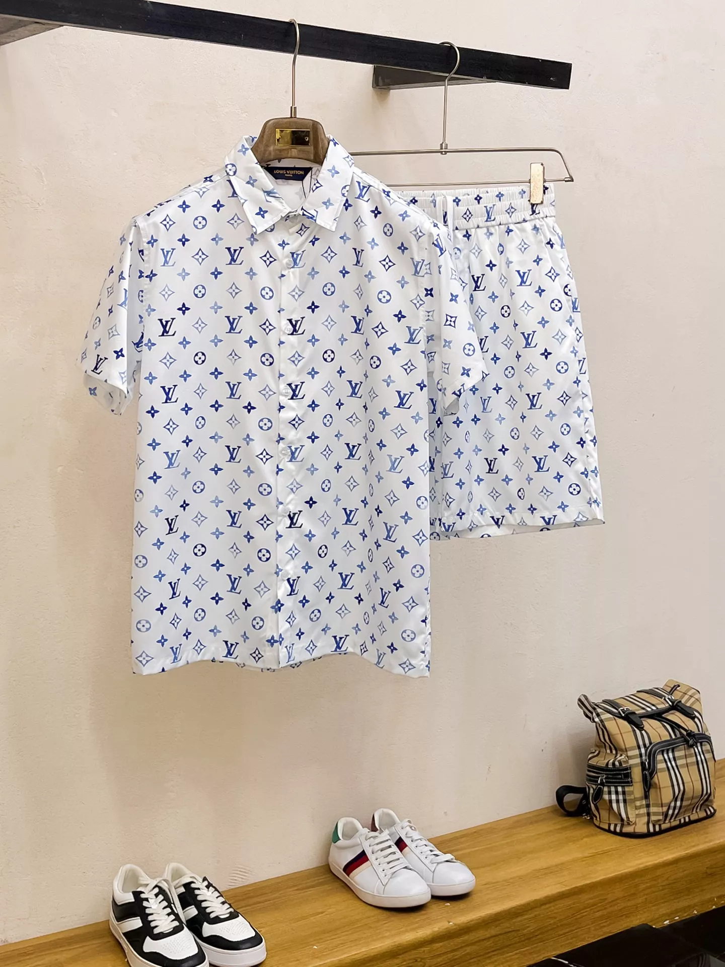 Functional 5162 Louis Vuitton LV Tracksuits Short Sleeved For Men