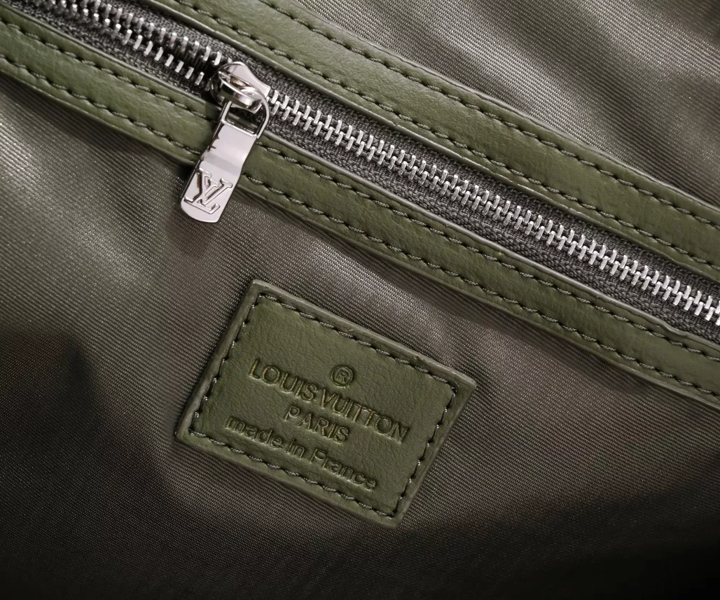 Functional 5196 Louis Vuitton Travel Bags