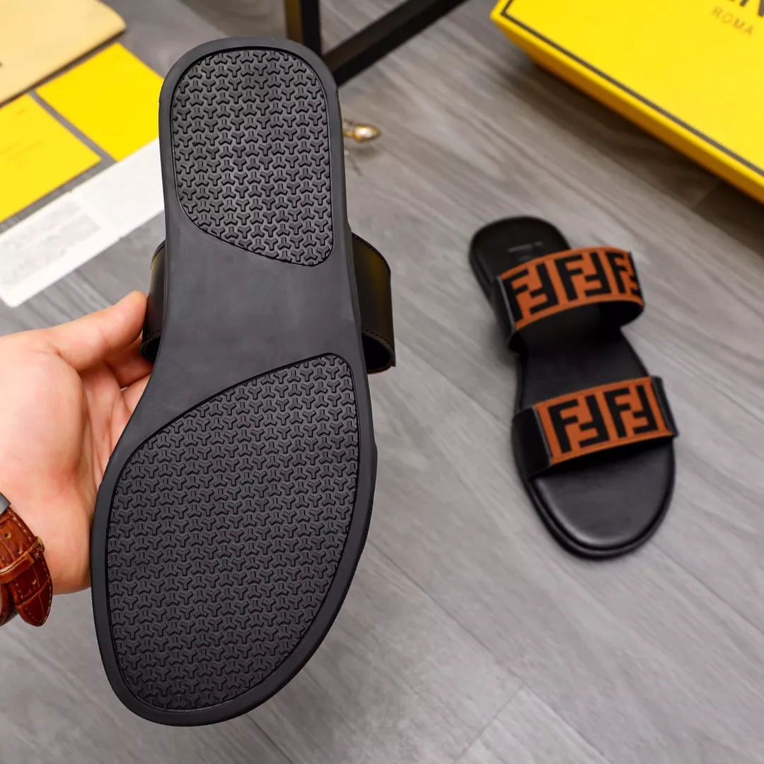 Functional 5237 Fendi Slippers For Men