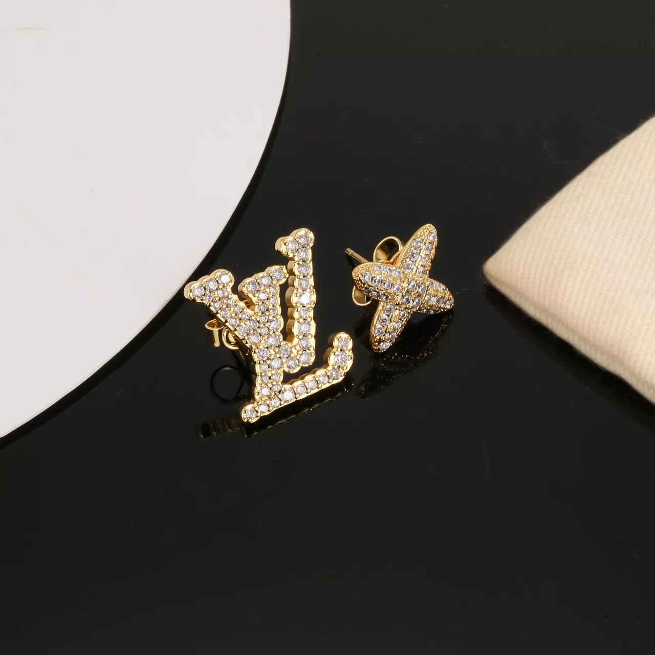 Functional 5660 Louis Vuitton Earrings For Women