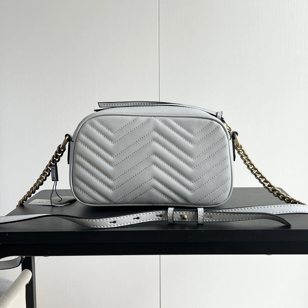 Functional 5662 Gucci AAA Quality Messenger Bags For Women