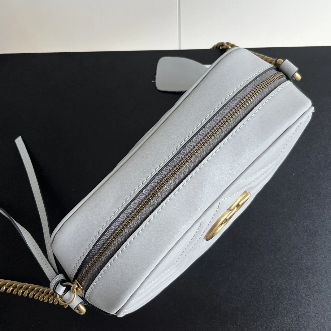 Functional 5662 Gucci AAA Quality Messenger Bags For Women