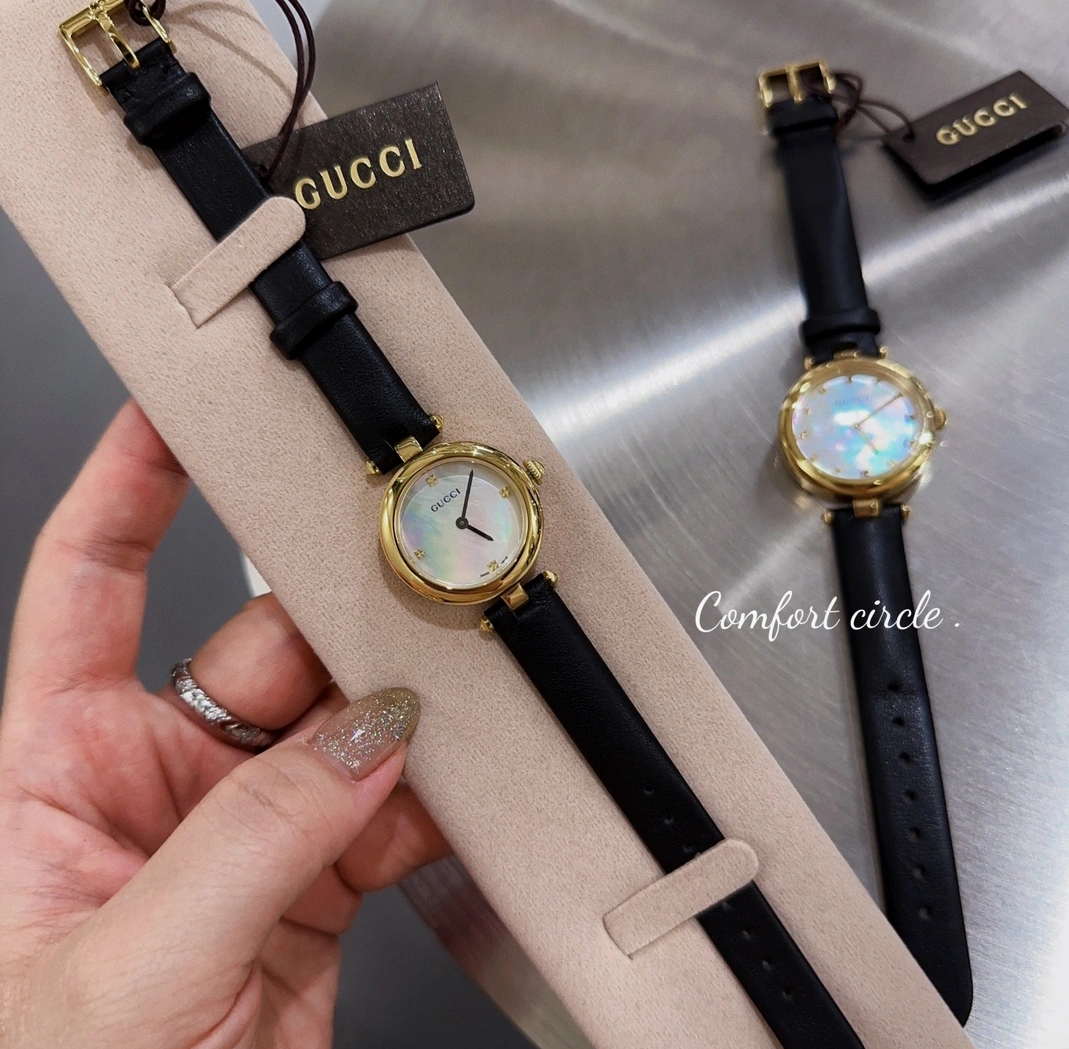 Functional 5704 Gucci AAA Quality Watches For Women