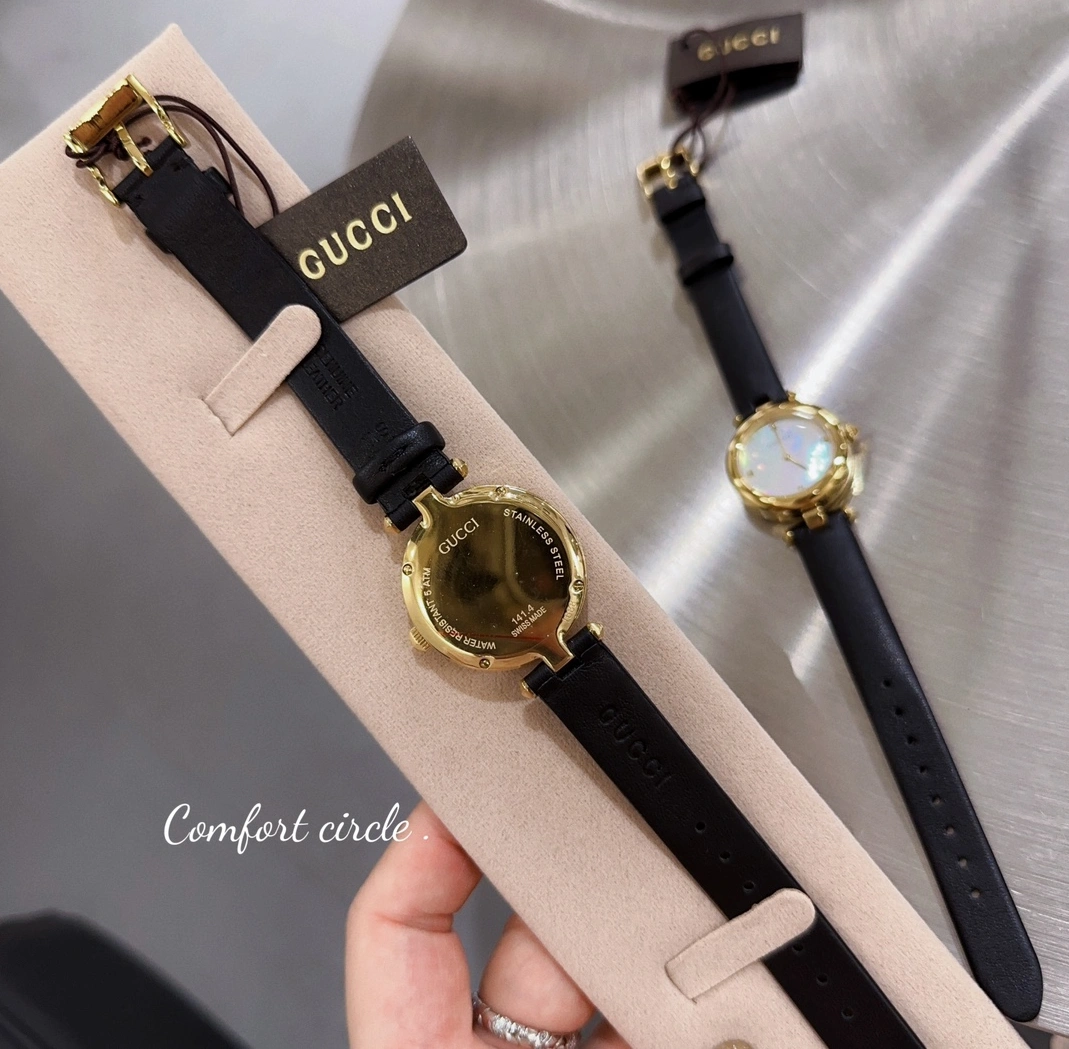 Functional 5704 Gucci AAA Quality Watches For Women