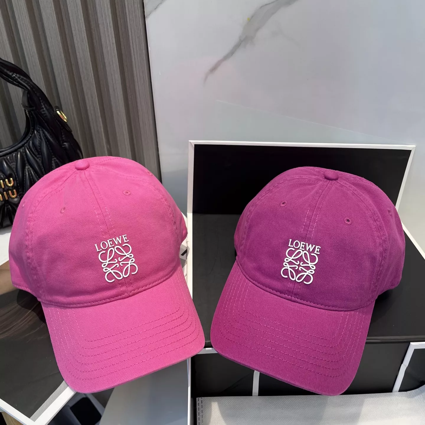 Functional 5818 LOEWE Caps
