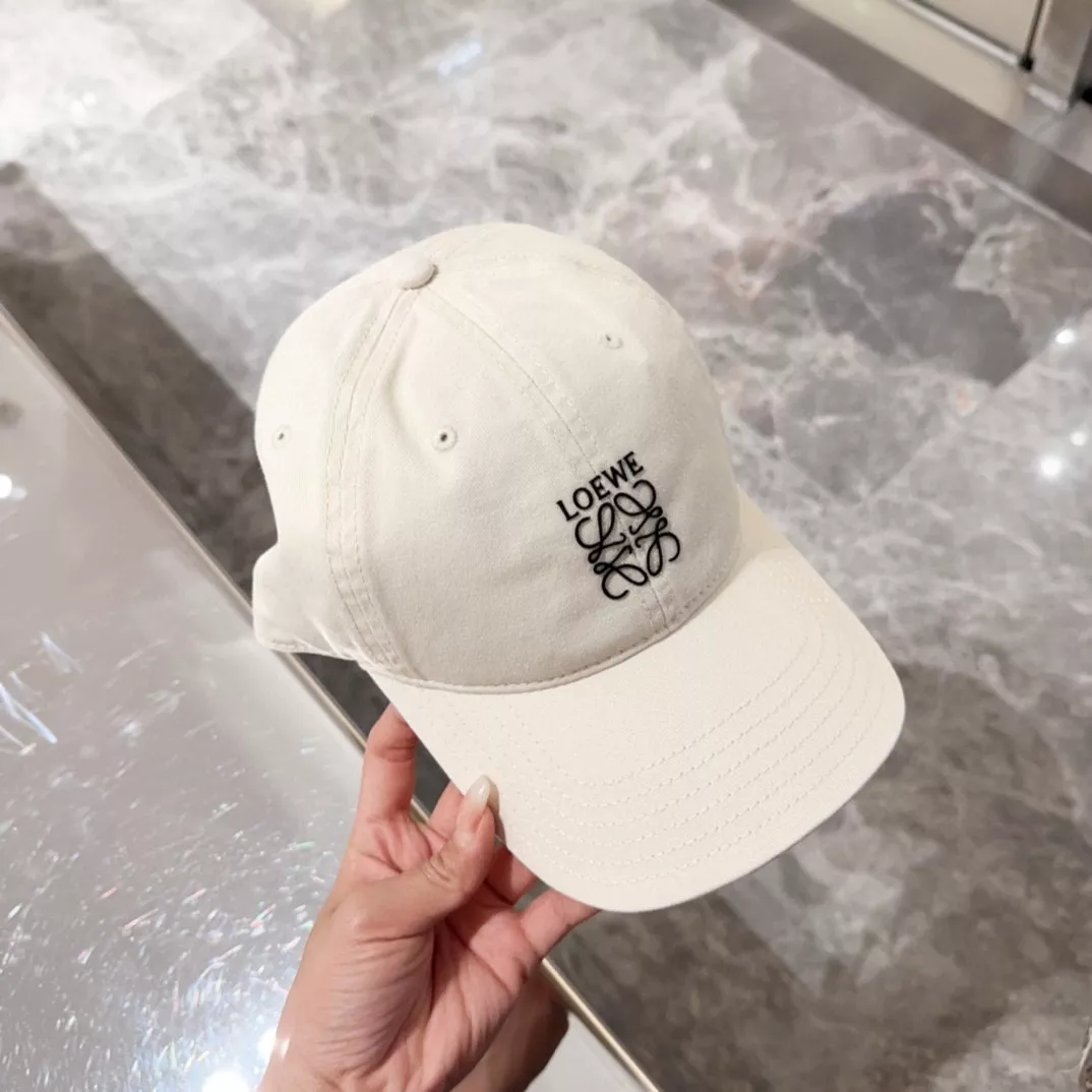 Functional 6000 LOEWE Caps