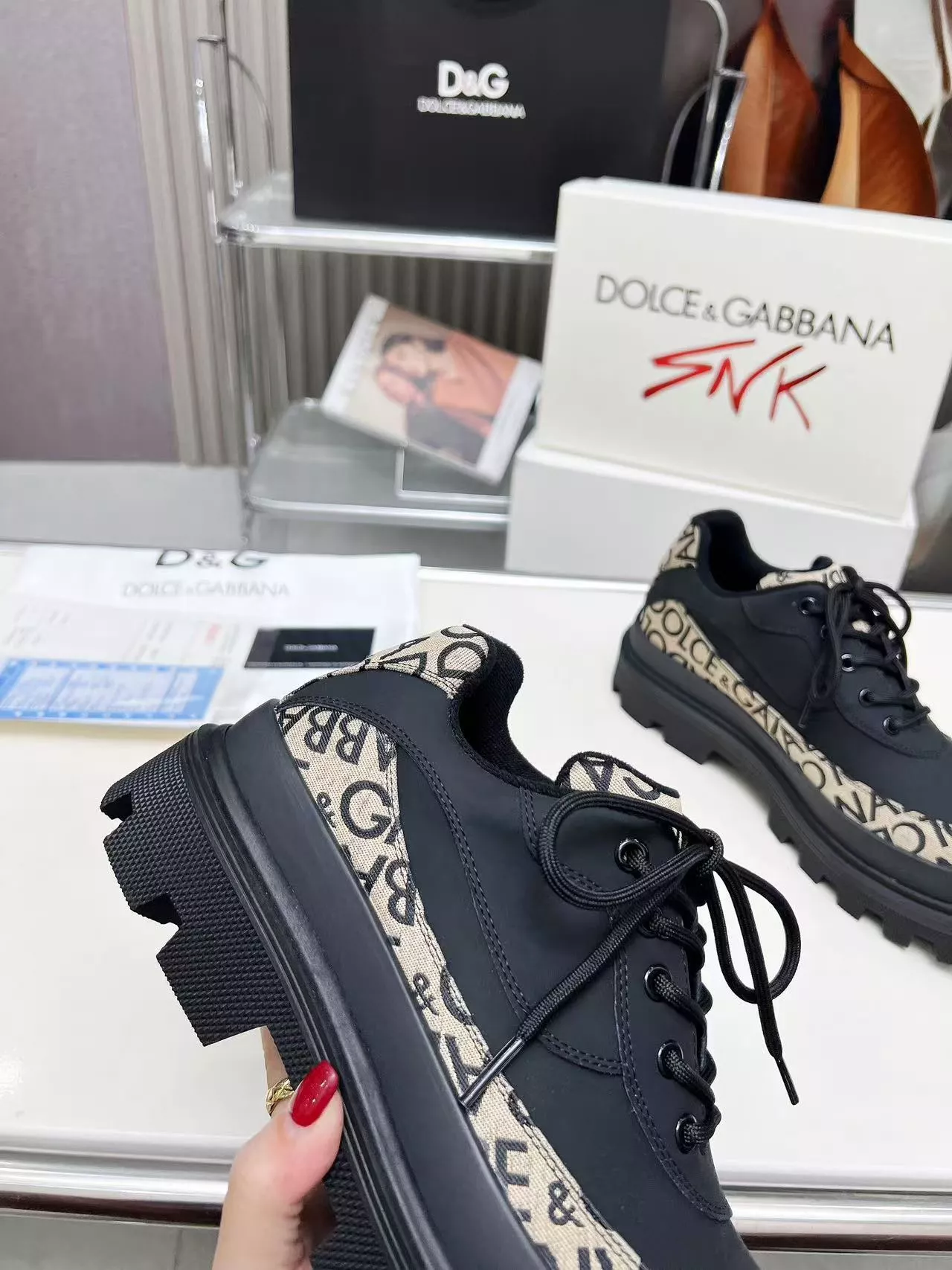 Functional 6115 Dolce & Gabbana D&G Casual Shoes For Women