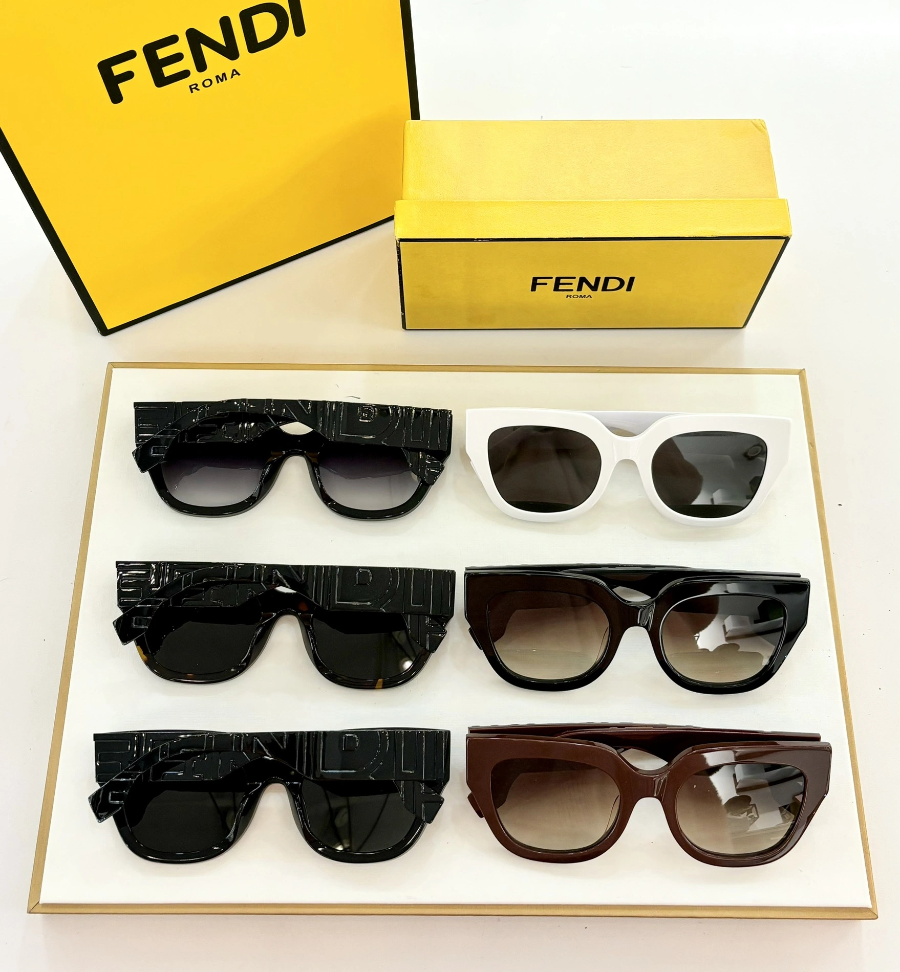 Functional 6138 Fendi AAA Quality Sunglasses