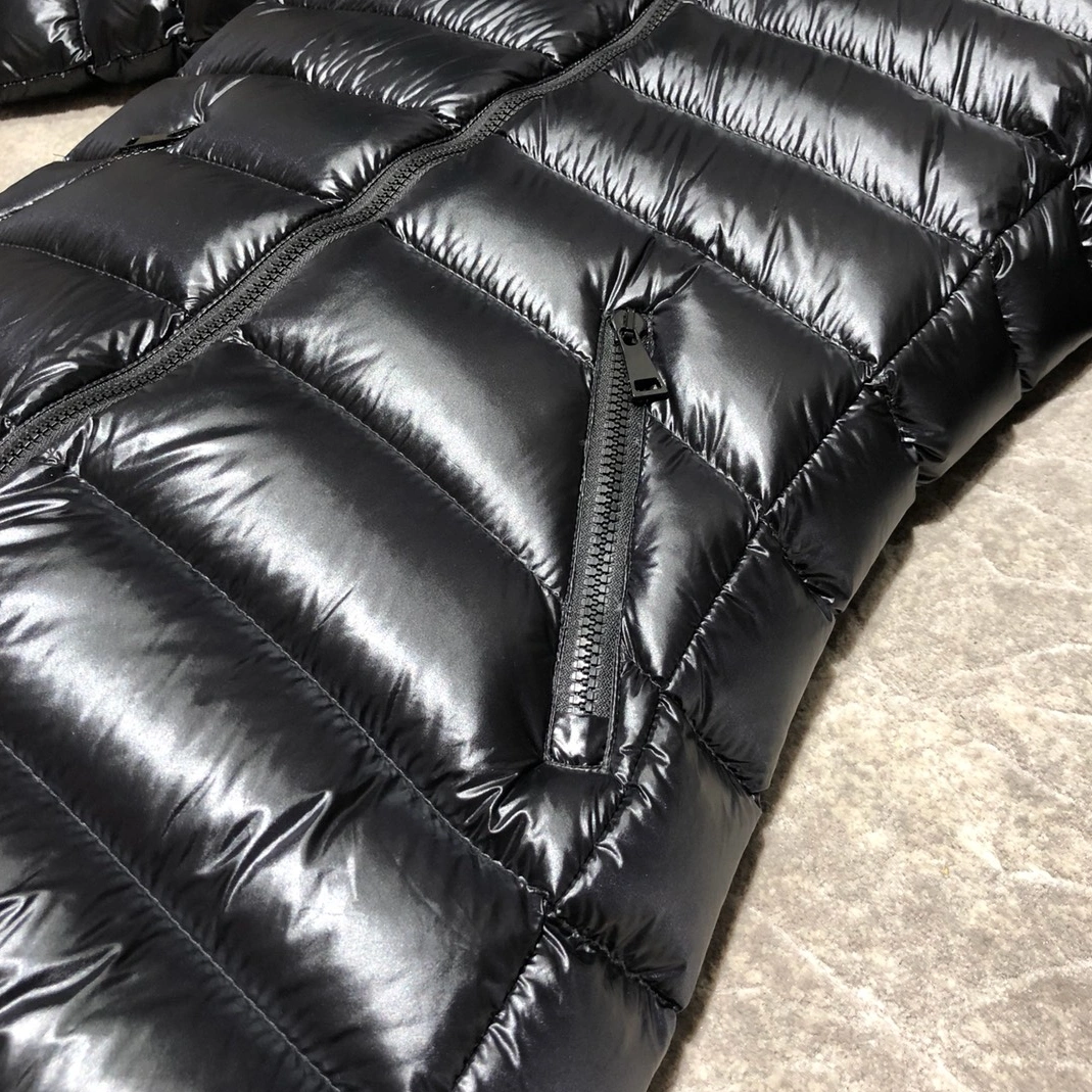 Functional 6376 Moncler Down Feather Coat Long Sleeved For Women