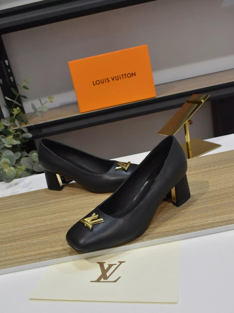 Functional 6384 Louis Vuitton High-Heeled Shoes For Women