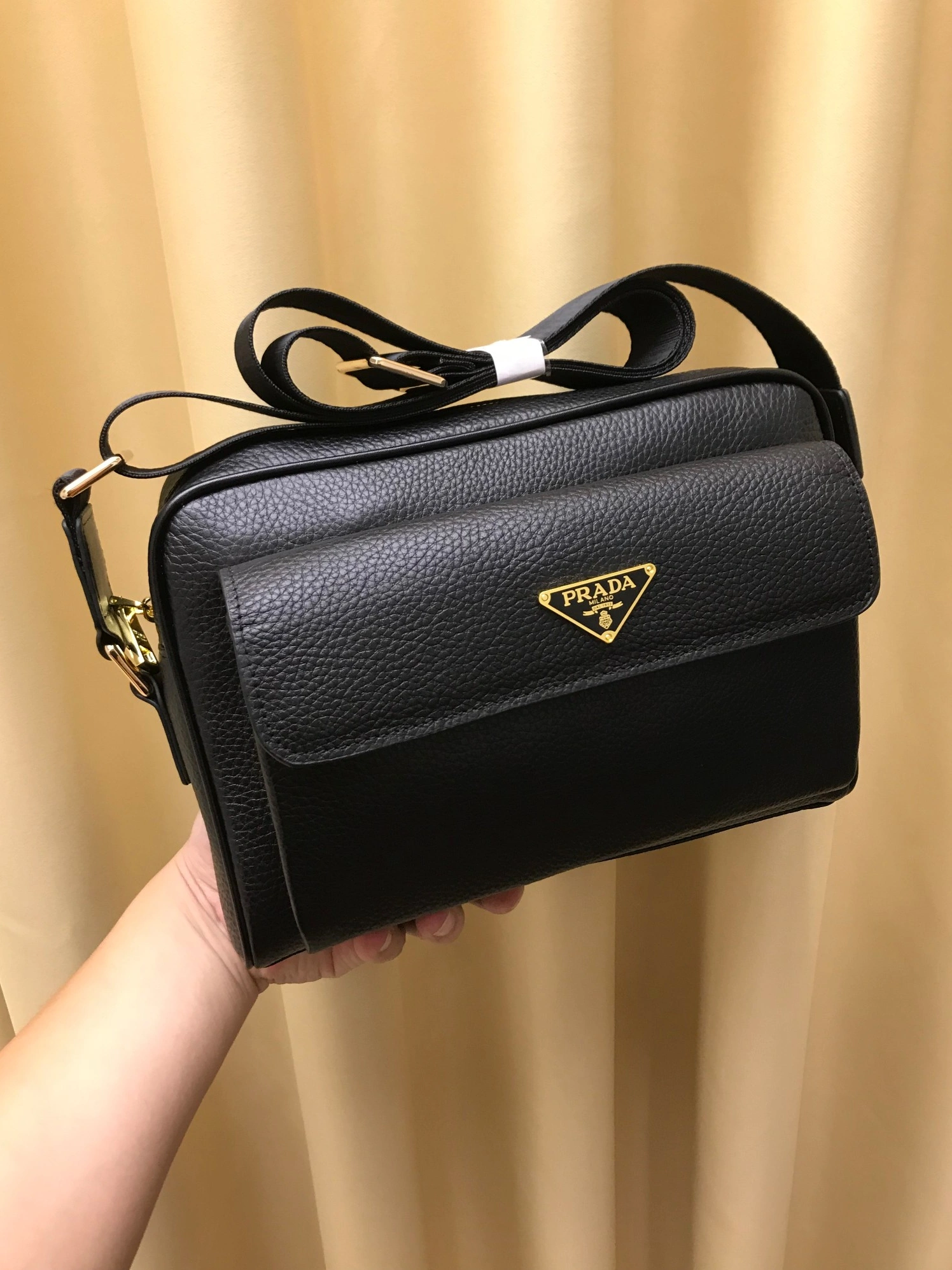 Functional 6450 Prada AAA Man Messenger Bags