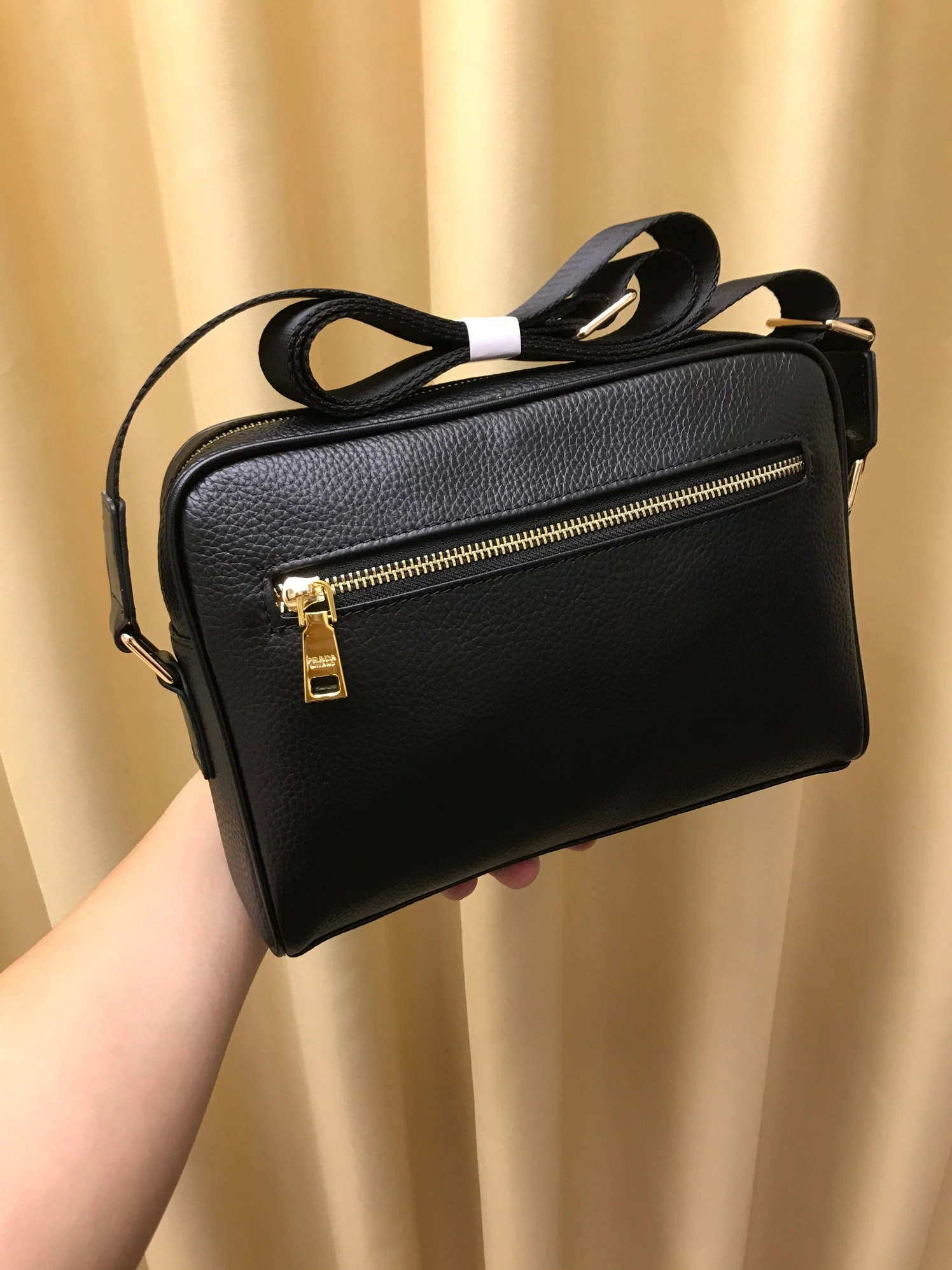 Functional 6450 Prada AAA Man Messenger Bags