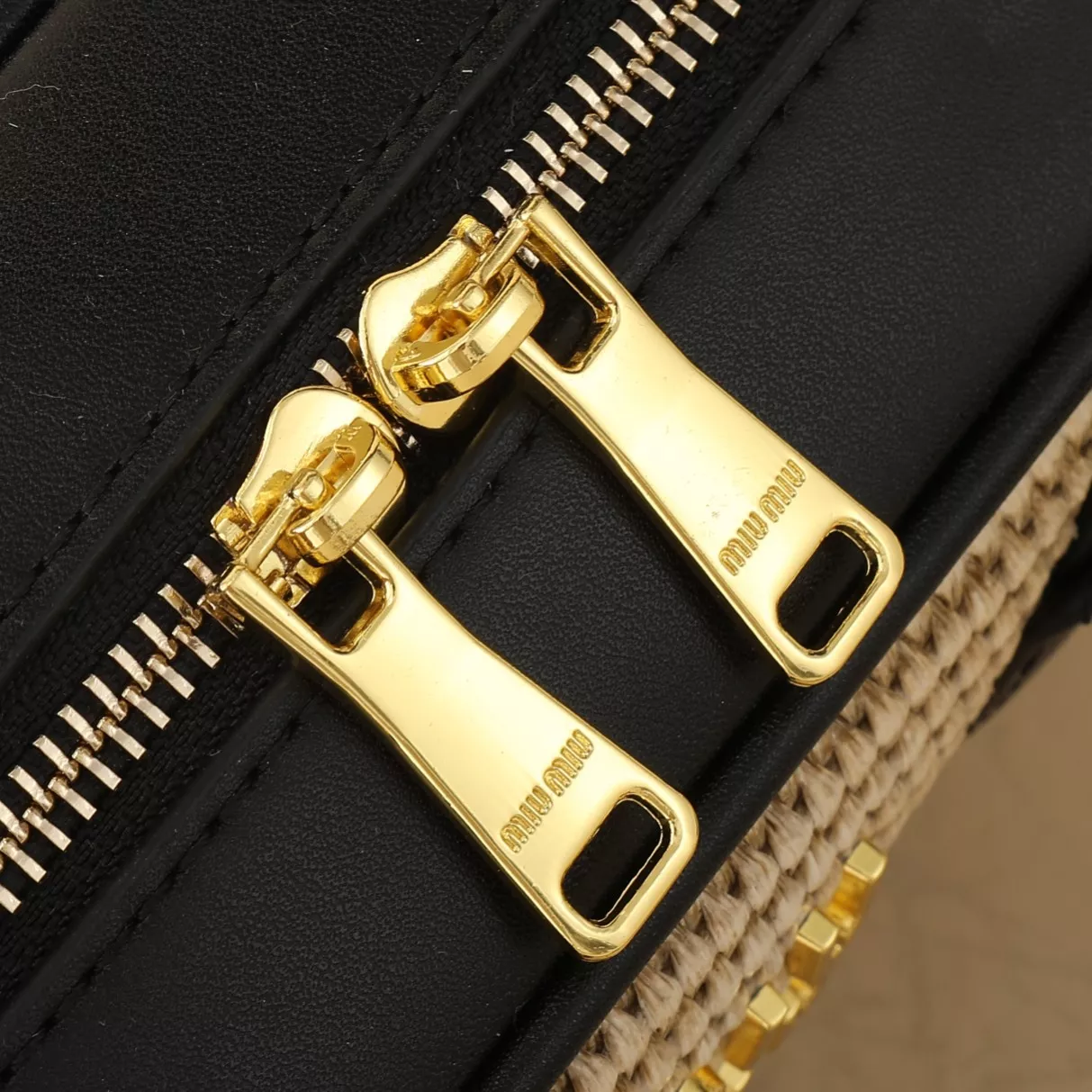 Functional 6709 MIU MIU AAA Quality Handbags For Women