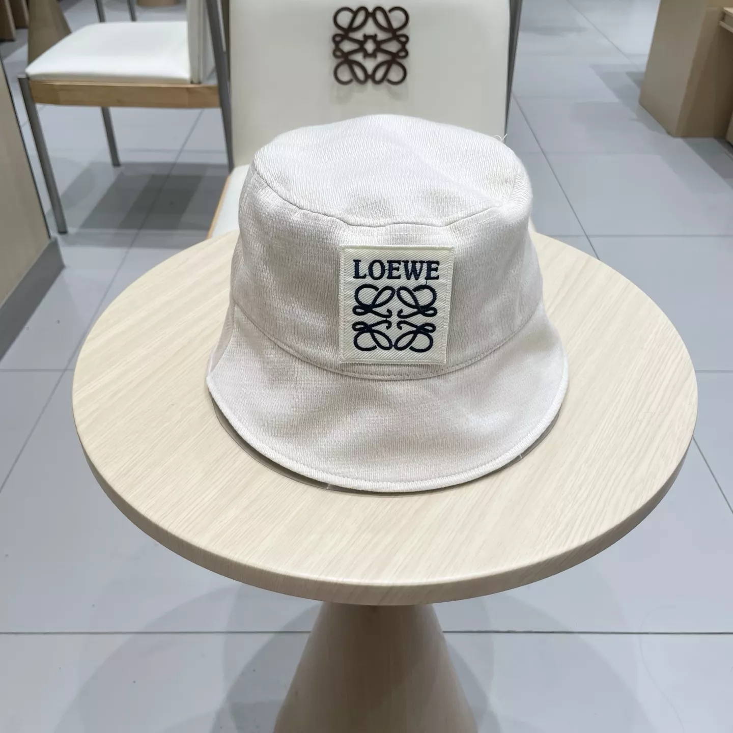 Functional 6722 LOEWE Caps