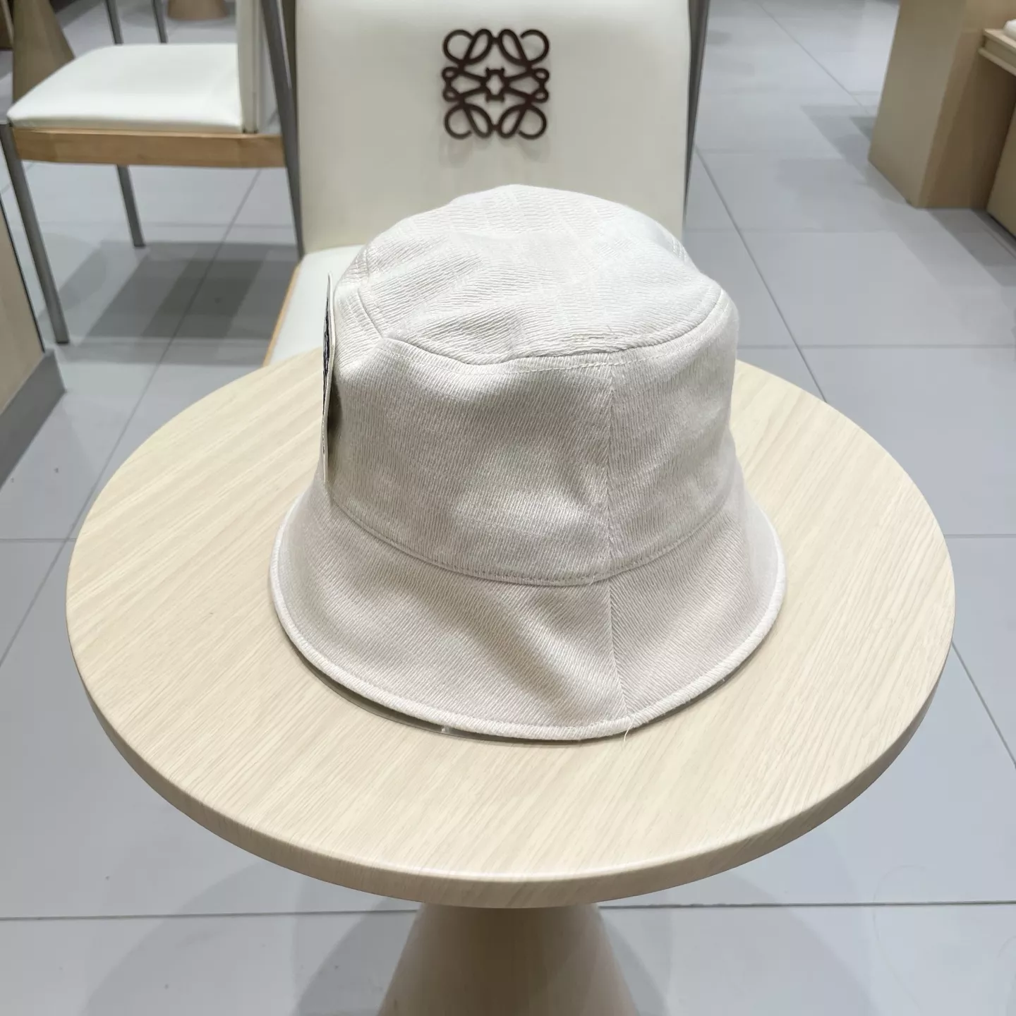 Functional 6722 LOEWE Caps
