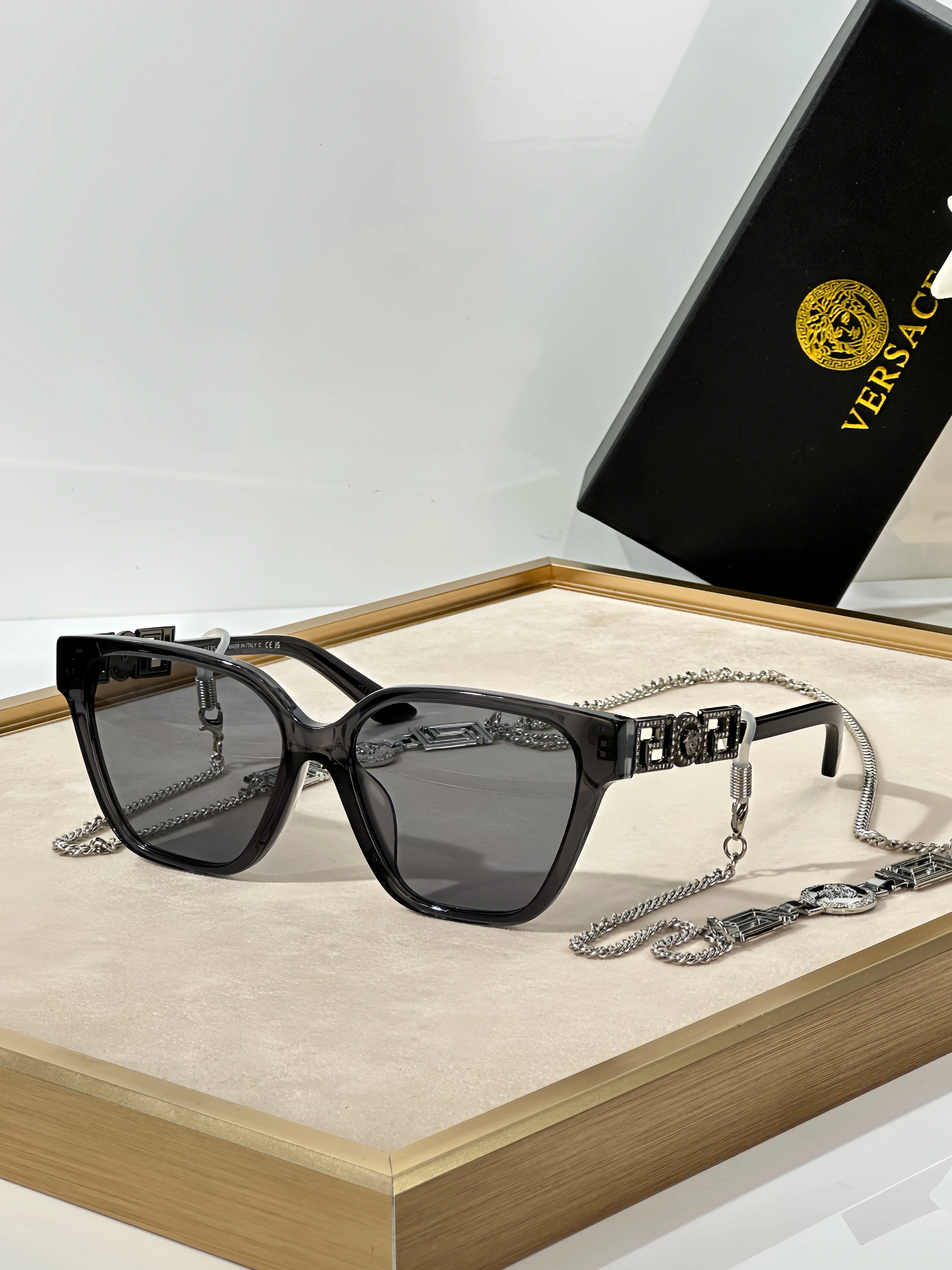 Functional 6745 Versace AAA Quality Sunglasses