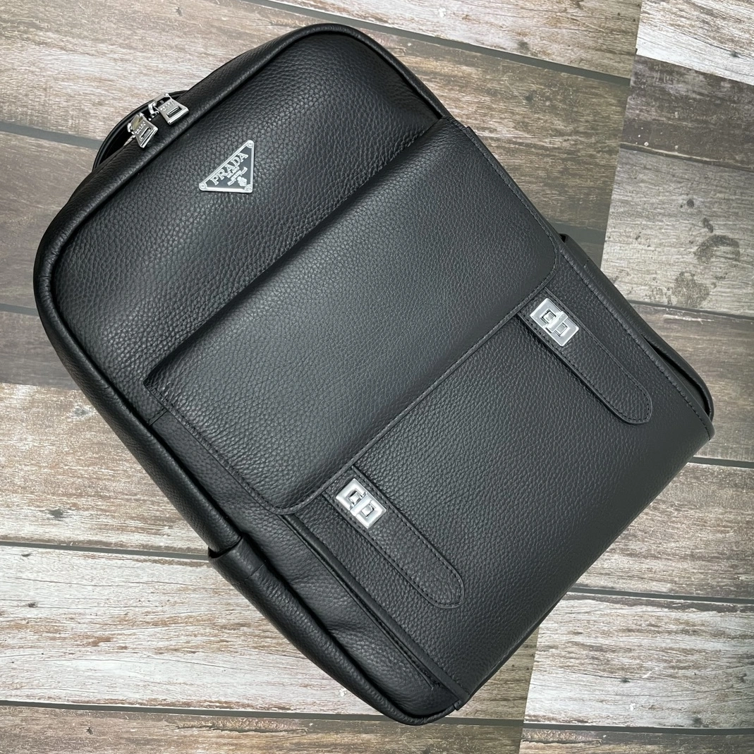 Functional 6808 Prada AAA Man Backpacks