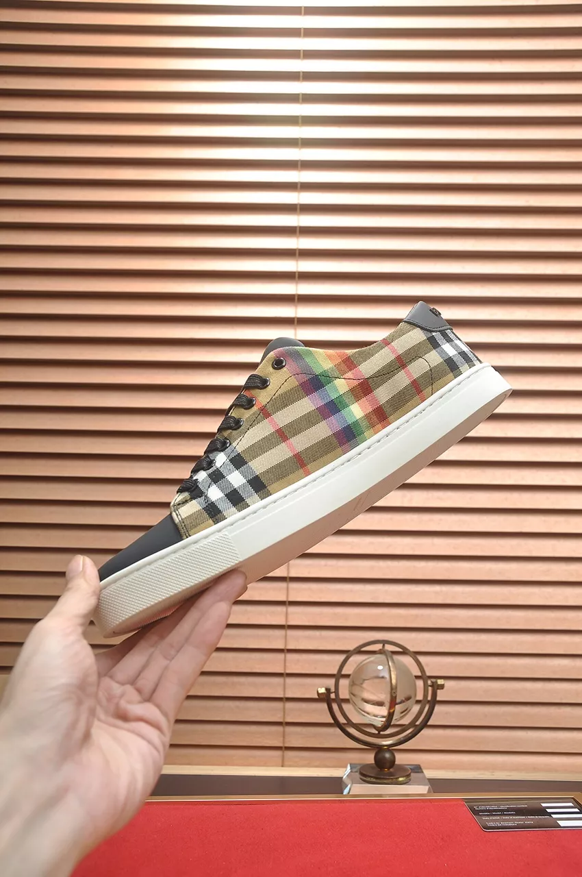 Functional 704 Burberry Casual Shoes For Men