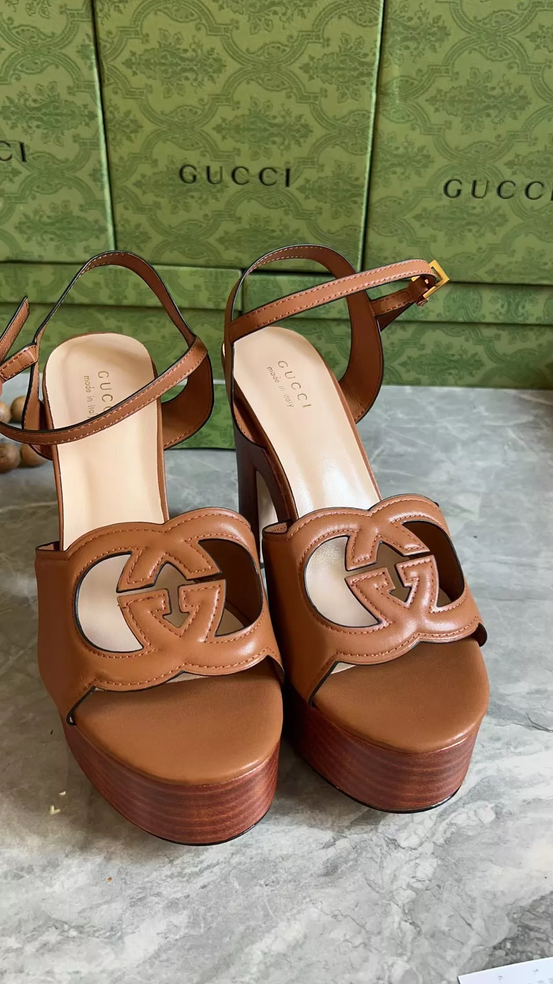 Functional 7305 Gucci Sandal For Women