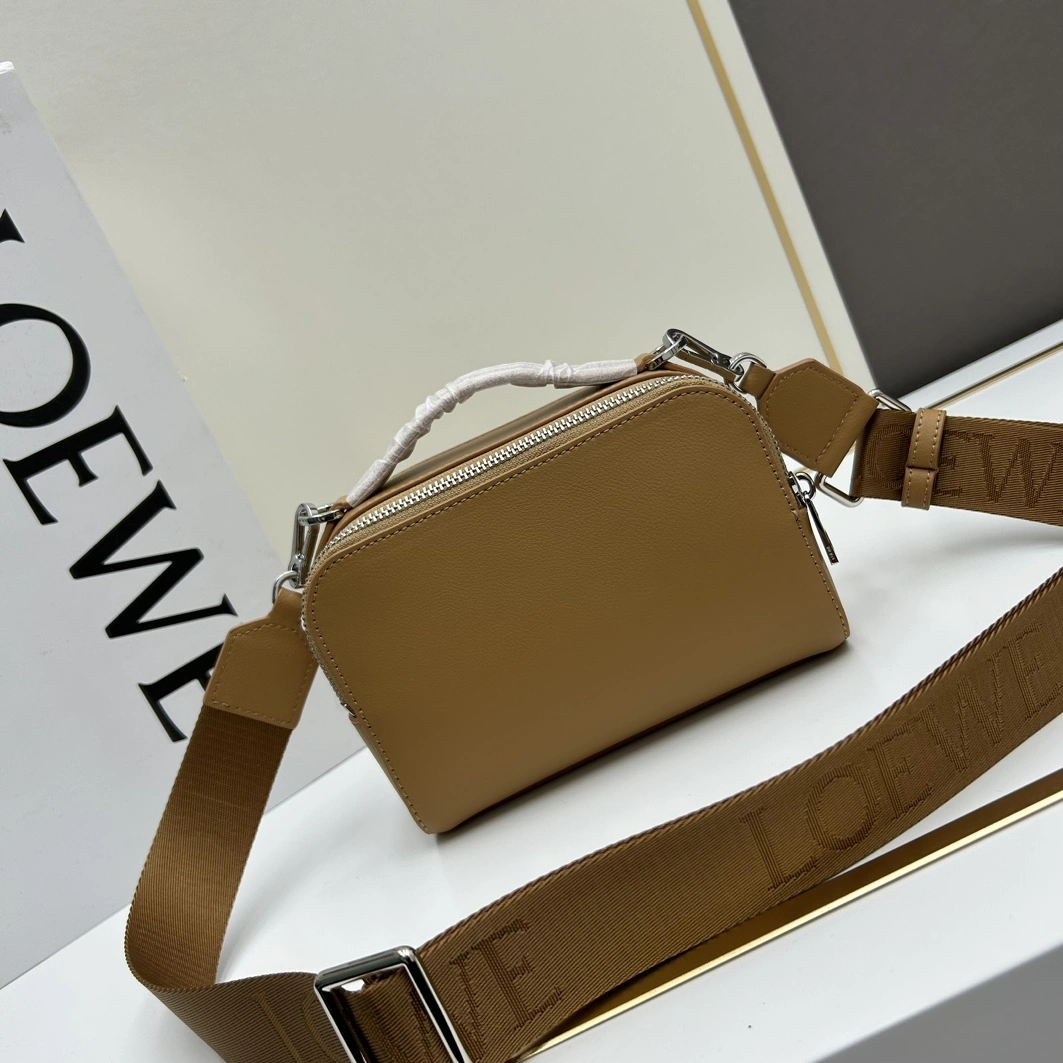 Functional 7370 LOEWE AAA Quality Messenger Bags For Women