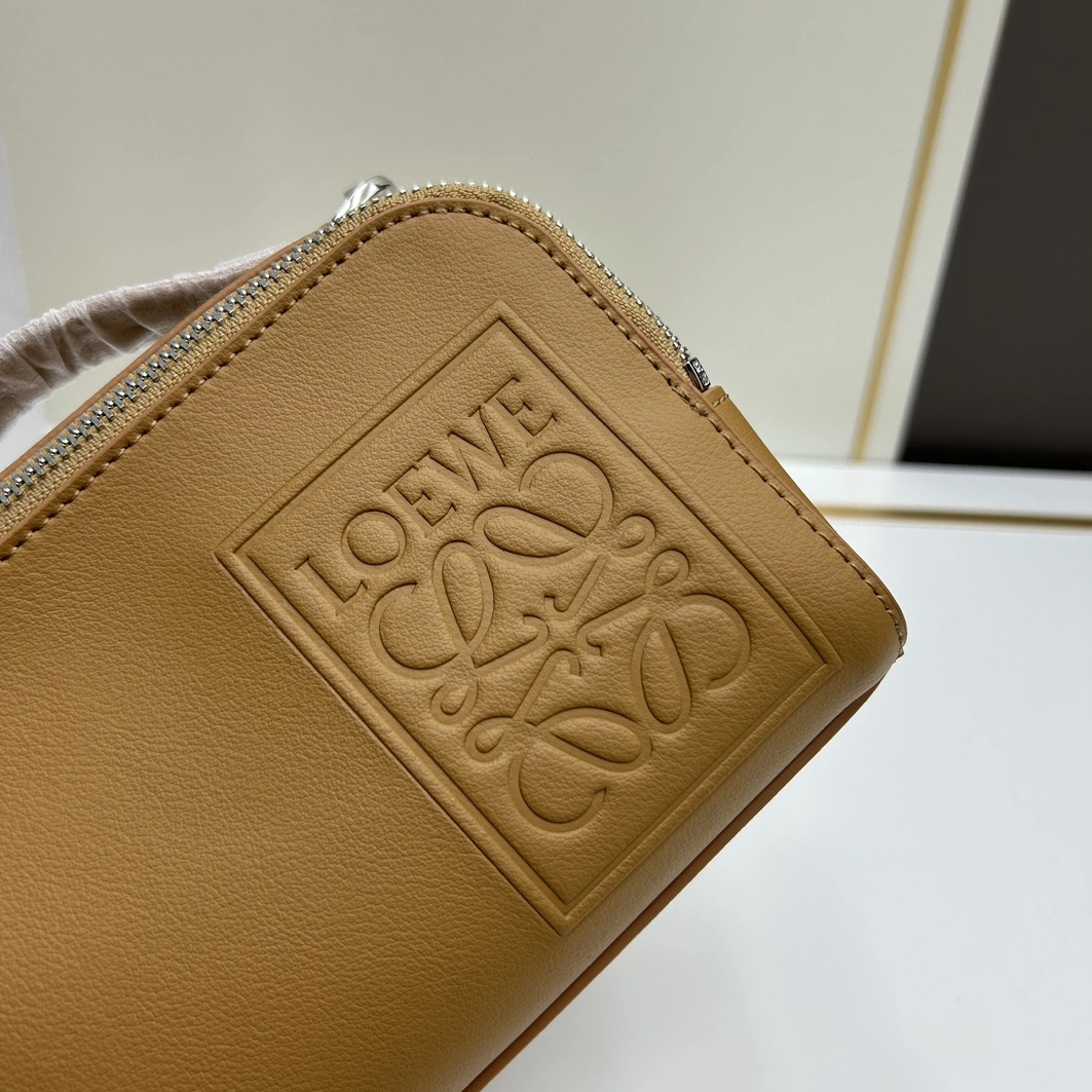 Functional 7370 LOEWE AAA Quality Messenger Bags For Women