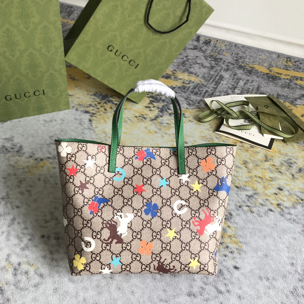 Functional 7418 Gucci AAA Quality Handbags For Women
