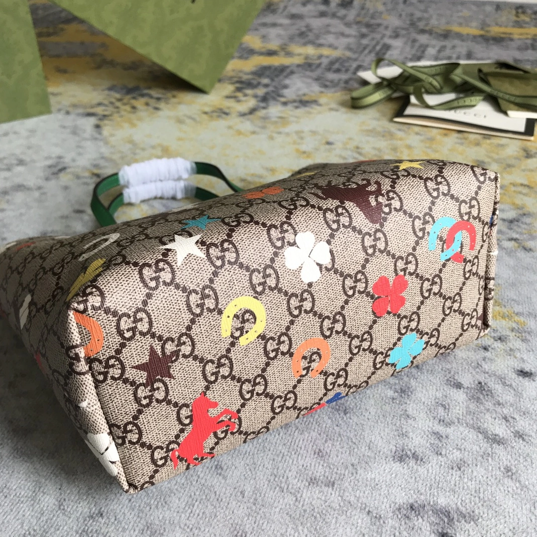 Functional 7418 Gucci AAA Quality Handbags For Women