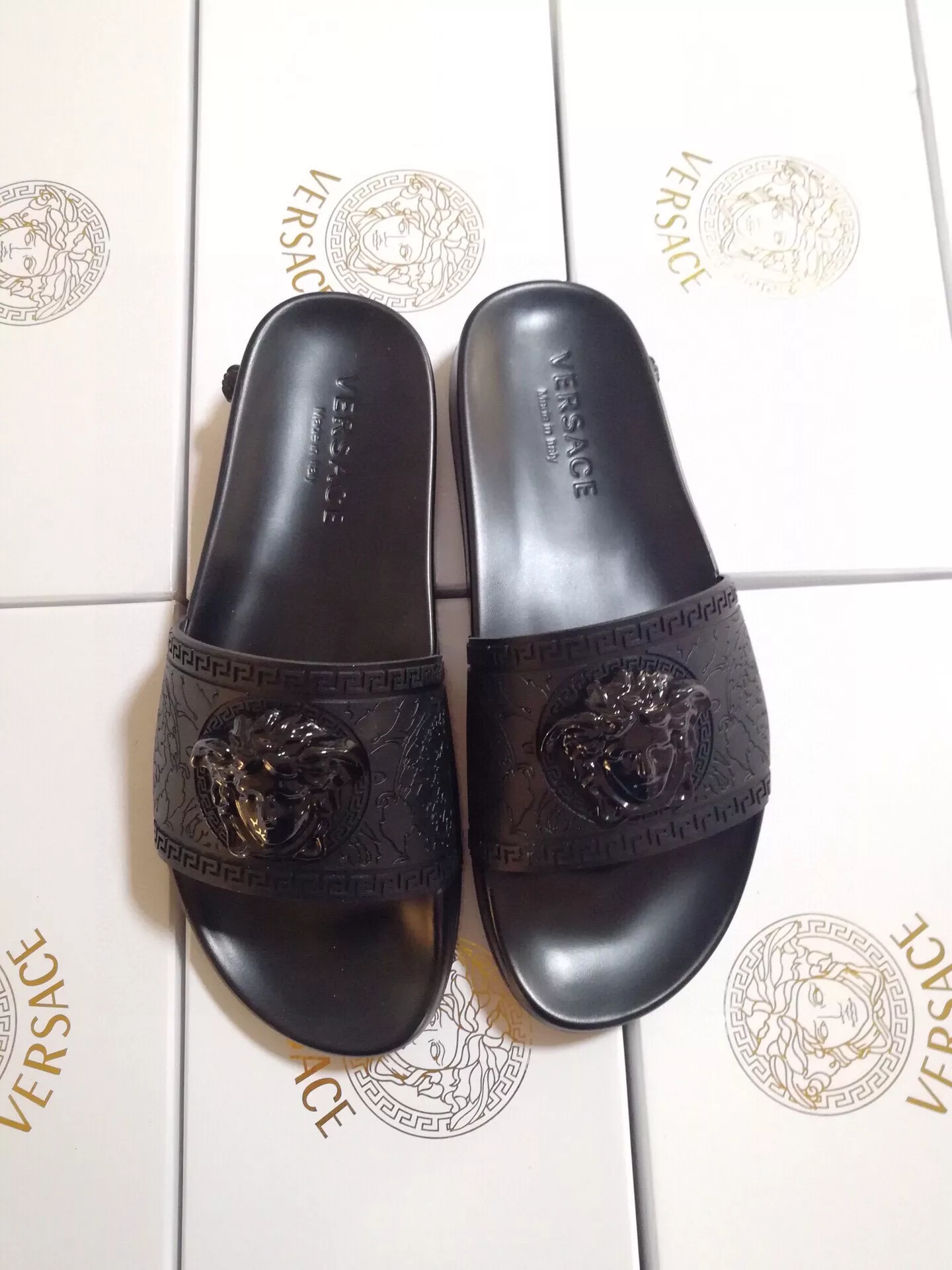Functional 7437 Versace Slippers For Men