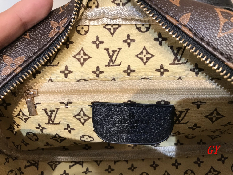 Functional 7456 Louis Vuitton LV Fashion Messenger Bags