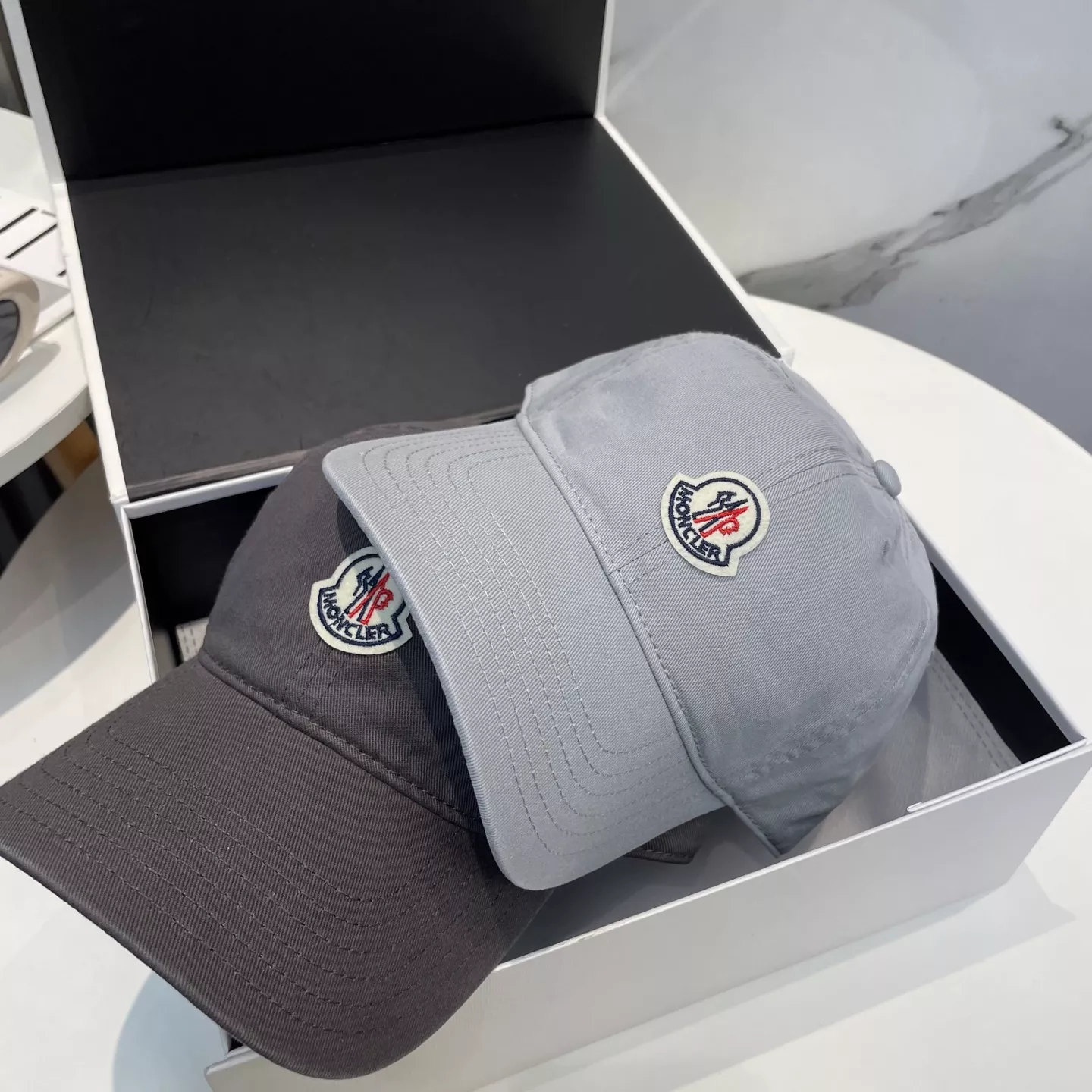 Functional 7556 Moncler Caps