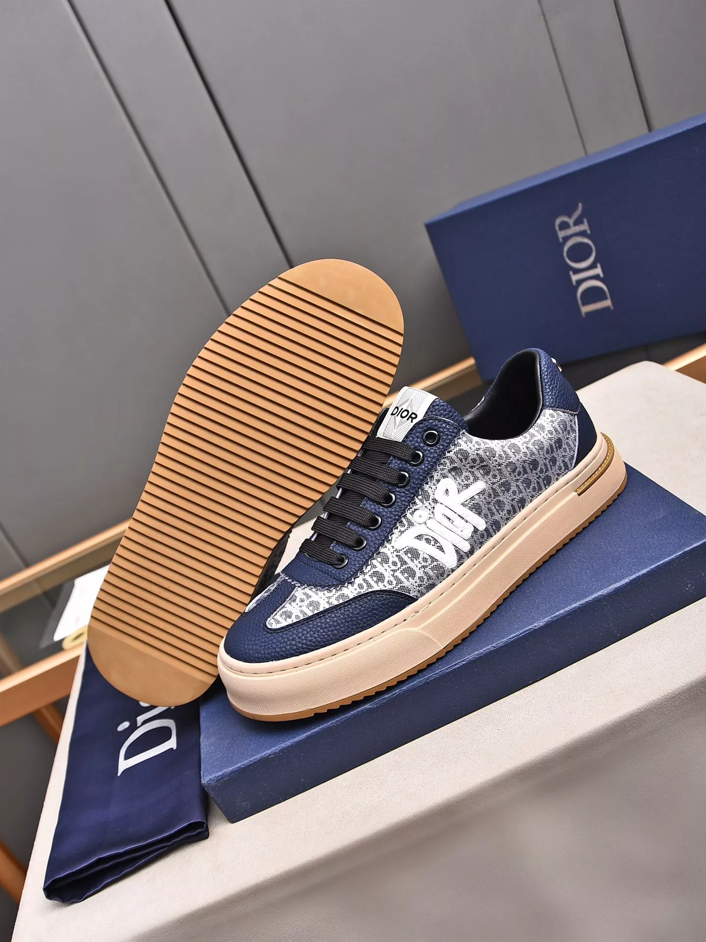 Functional 7655 Christian Dior Casual Shoes For Men