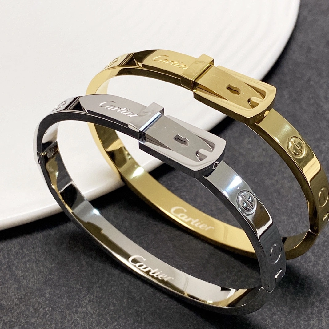 Functional 768 Cartier bracelets
