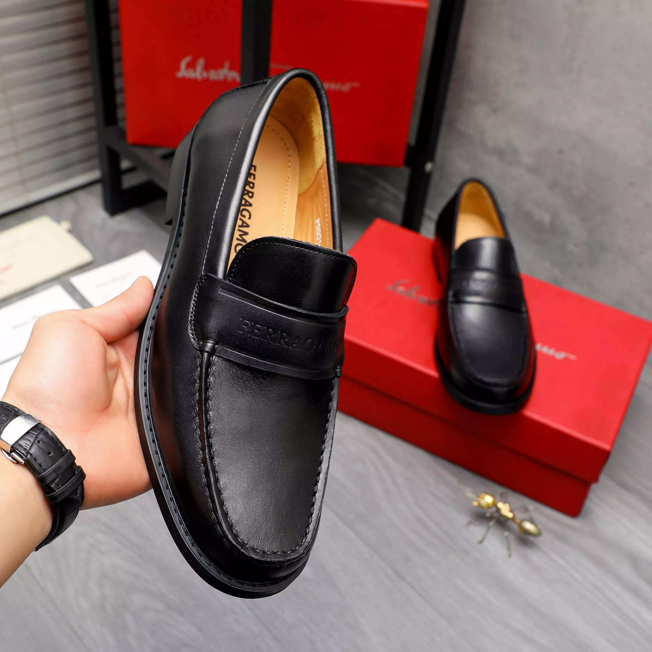 Functional 7724 Salvatore Ferragamo Leather Shoes For Men