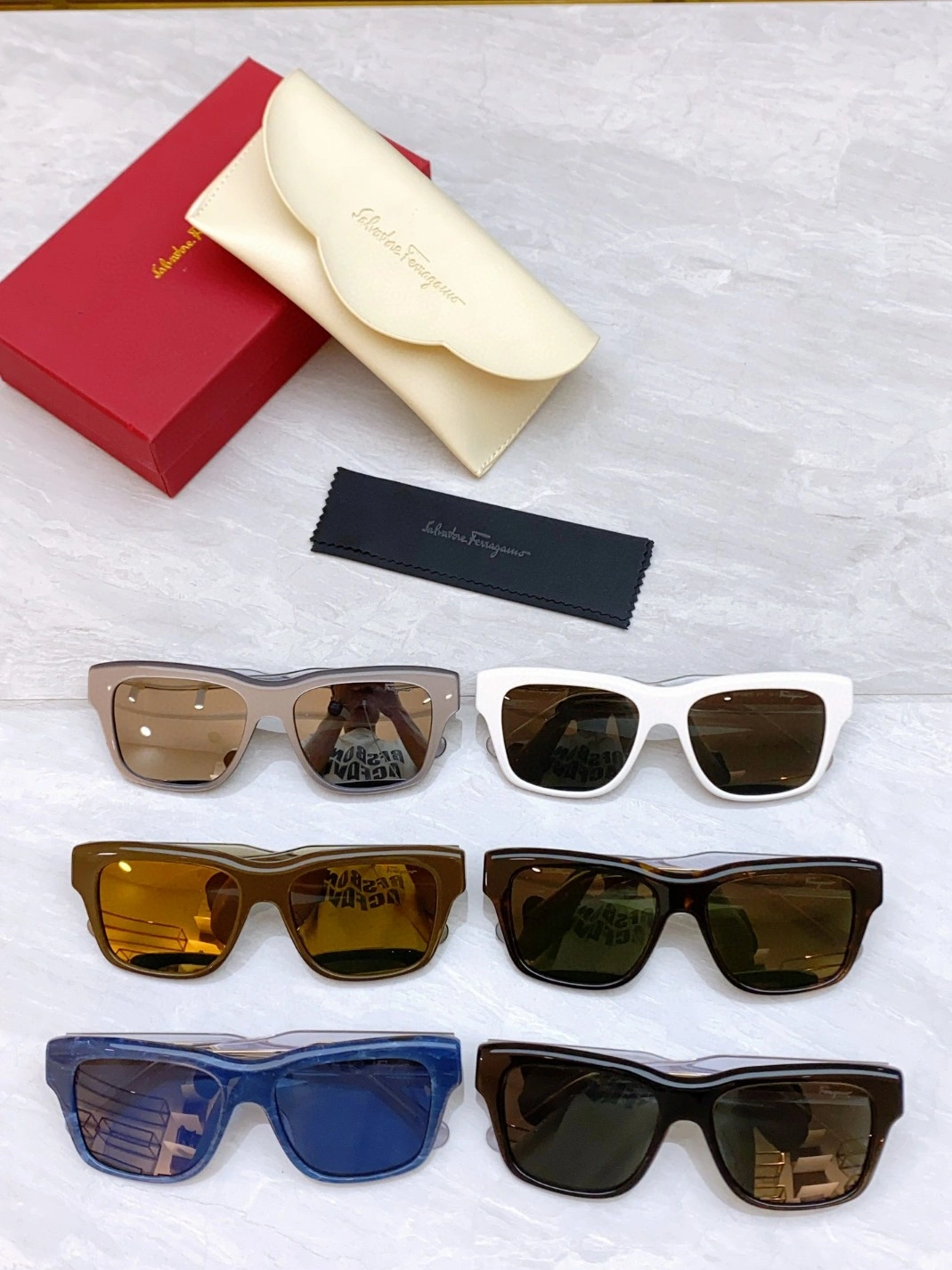 Functional 7990 Salvatore Ferragamo AAA Quality Sunglasses