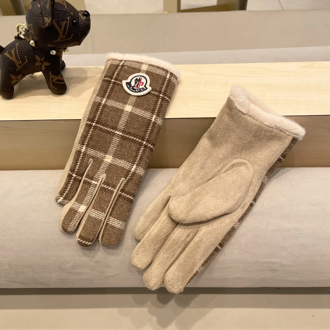 Functional 8102 Moncler Gloves