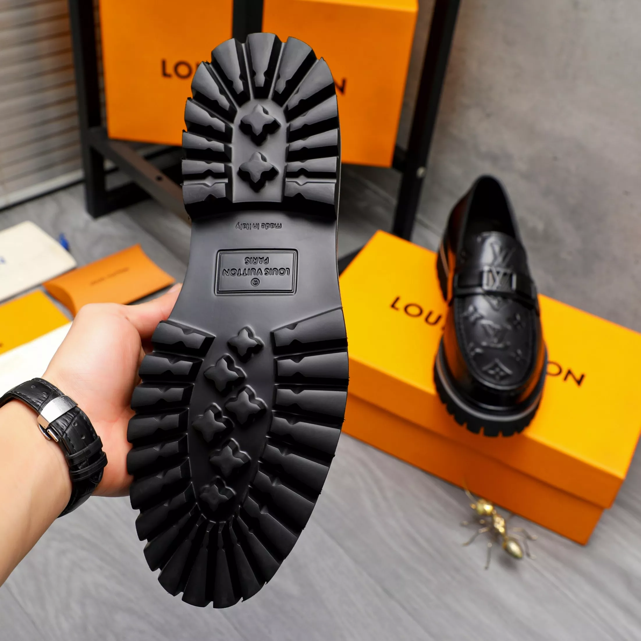 Functional 8166 Louis Vuitton LV Oxfords Shoes For Men