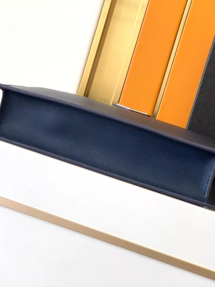 Functional 8354 Prada AAA Man Wallets