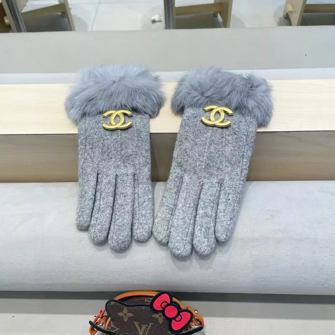 Functional 8590 Chanel Gloves For Women