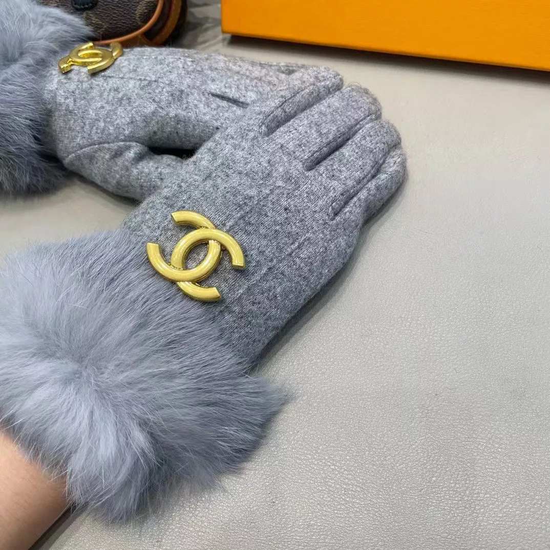 Functional 8590 Chanel Gloves For Women