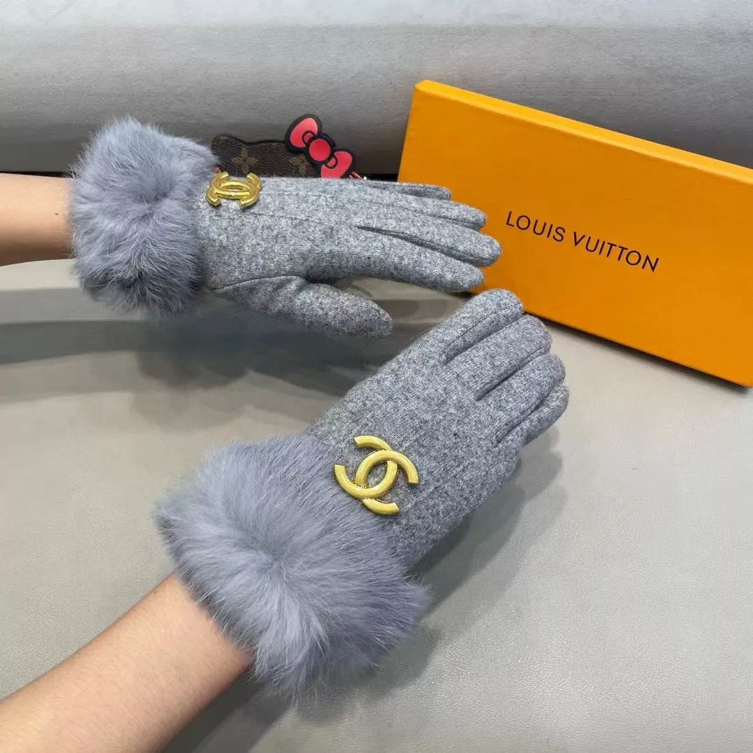 Functional 8590 Chanel Gloves For Women