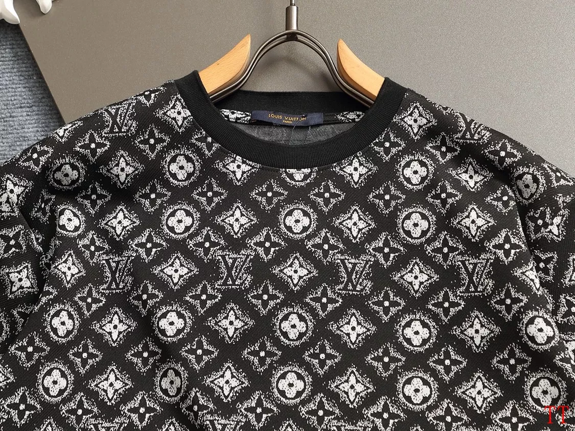 Functional 8609 Louis Vuitton LV T-Shirts Short Sleeved For Unisex