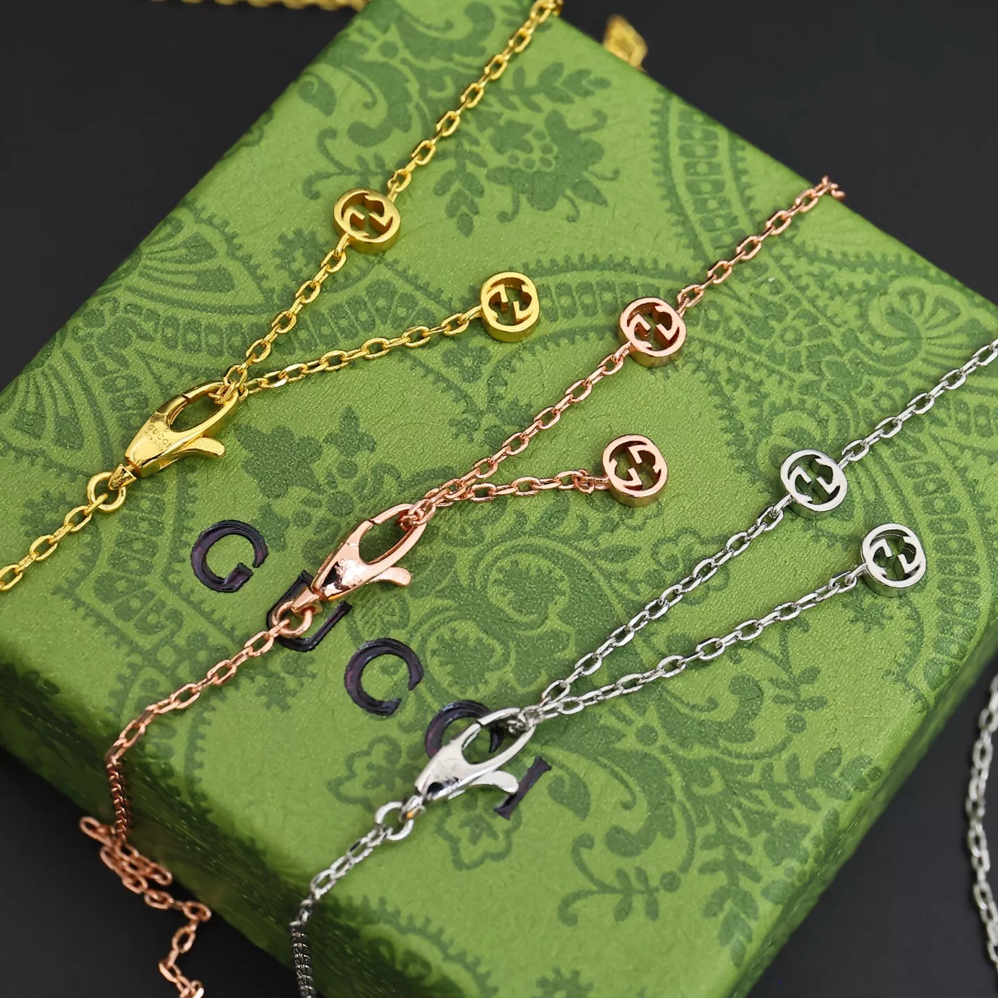 Functional 8807 Gucci Necklaces