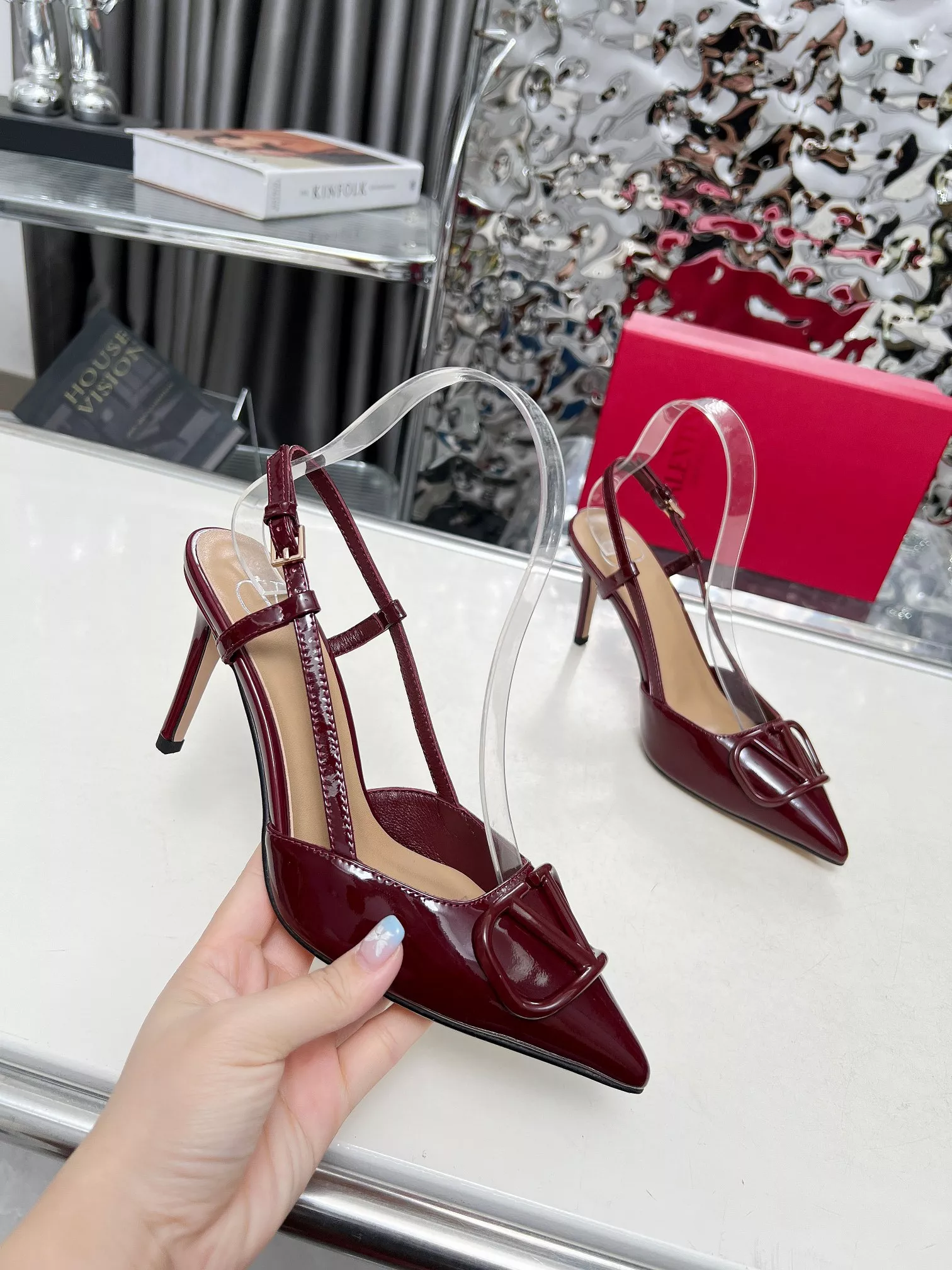 Functional 900 Valentino Sandal For Women