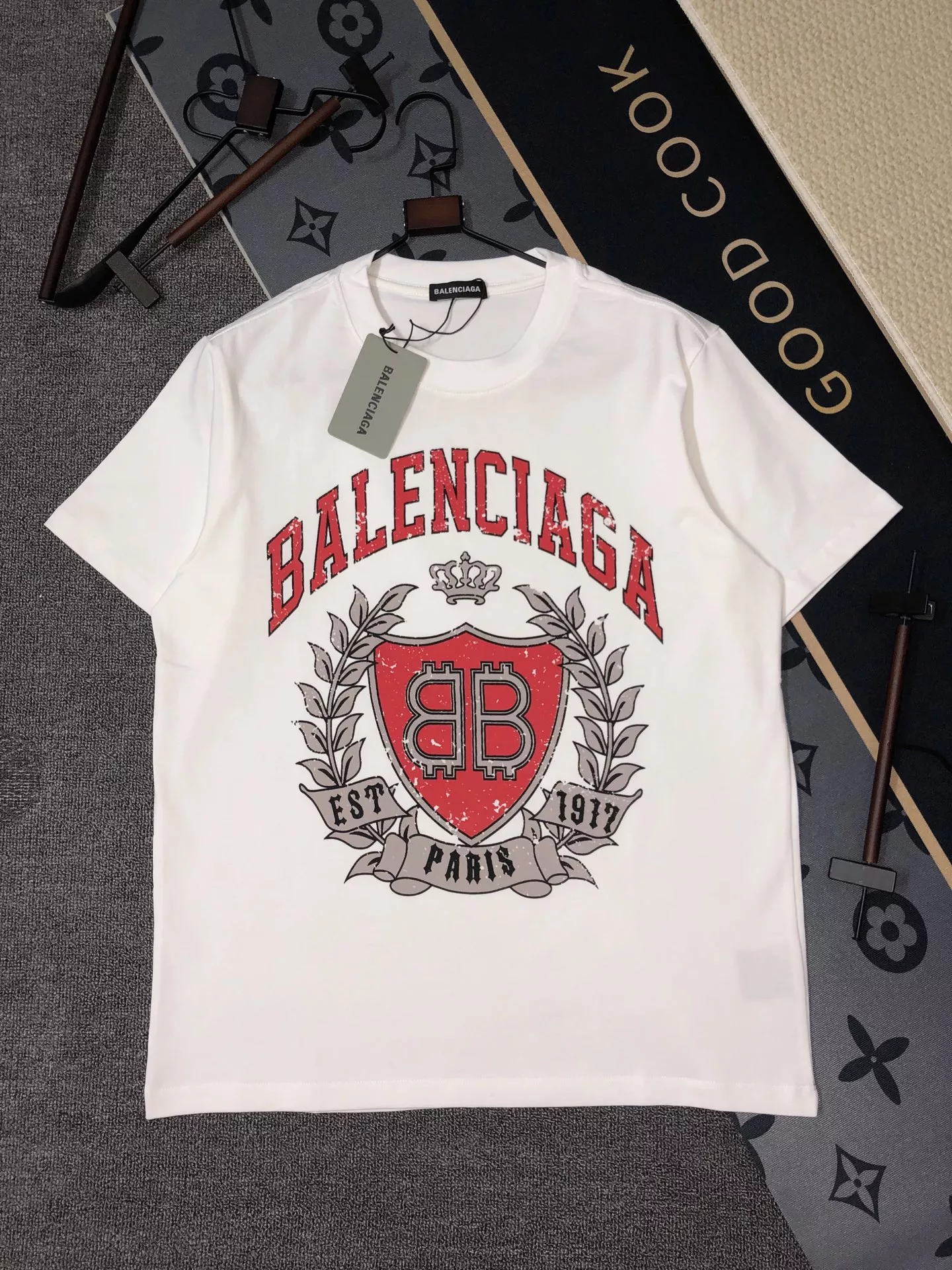 Functional 9050 Balenciaga T-Shirts Short Sleeved For Unisex